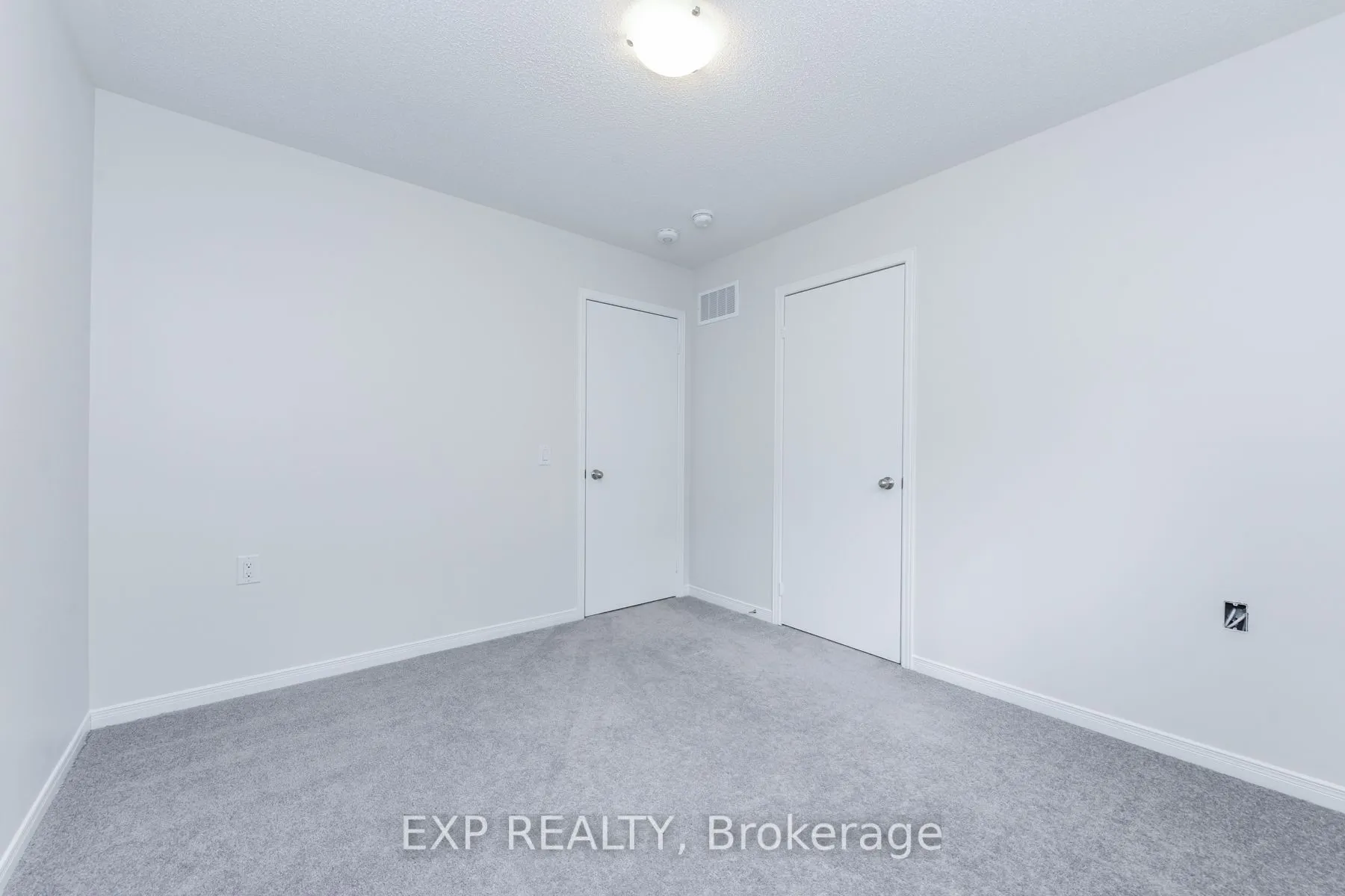 10 Lowes Hill Circle