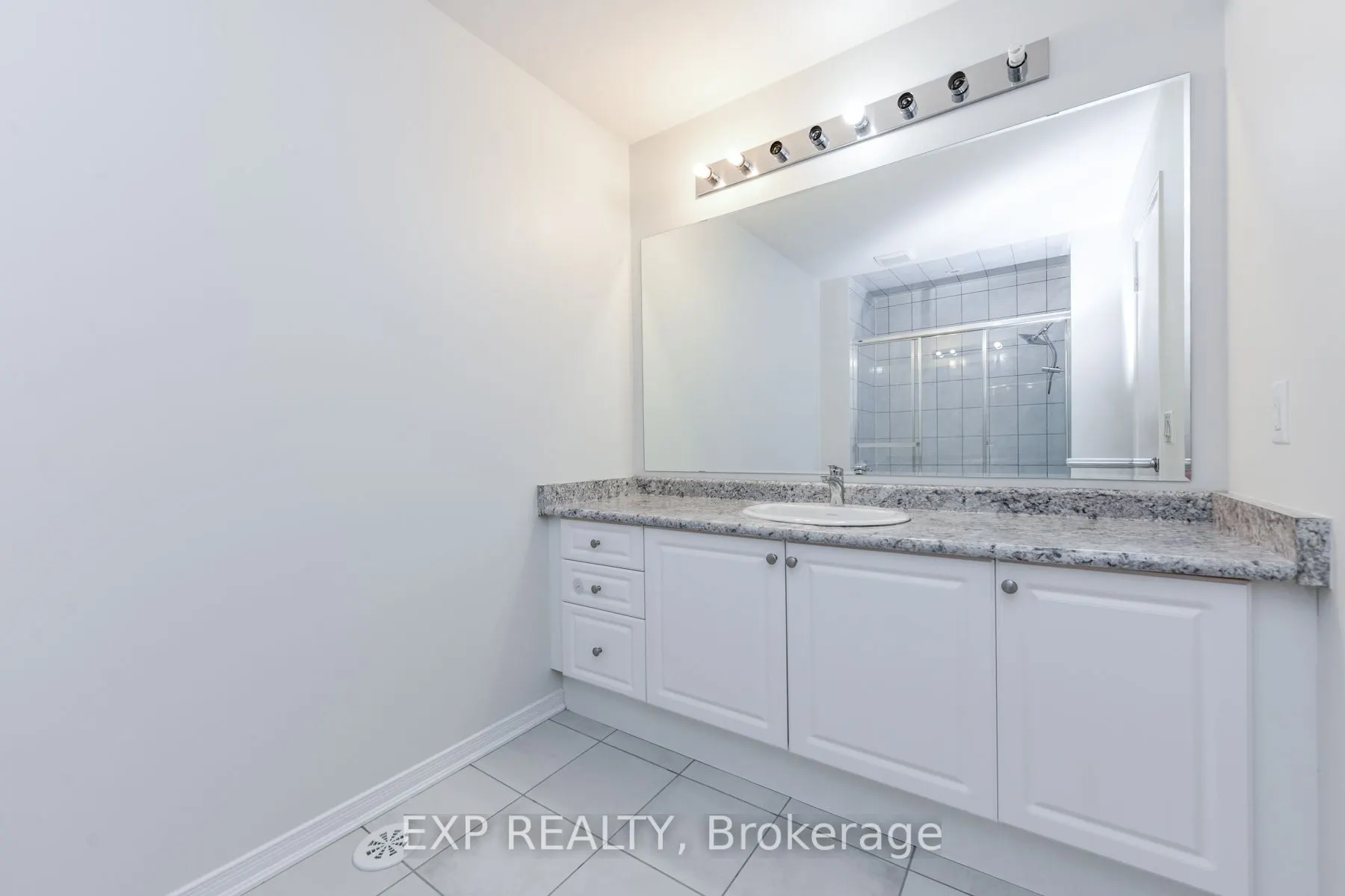 10 Lowes Hill Circle