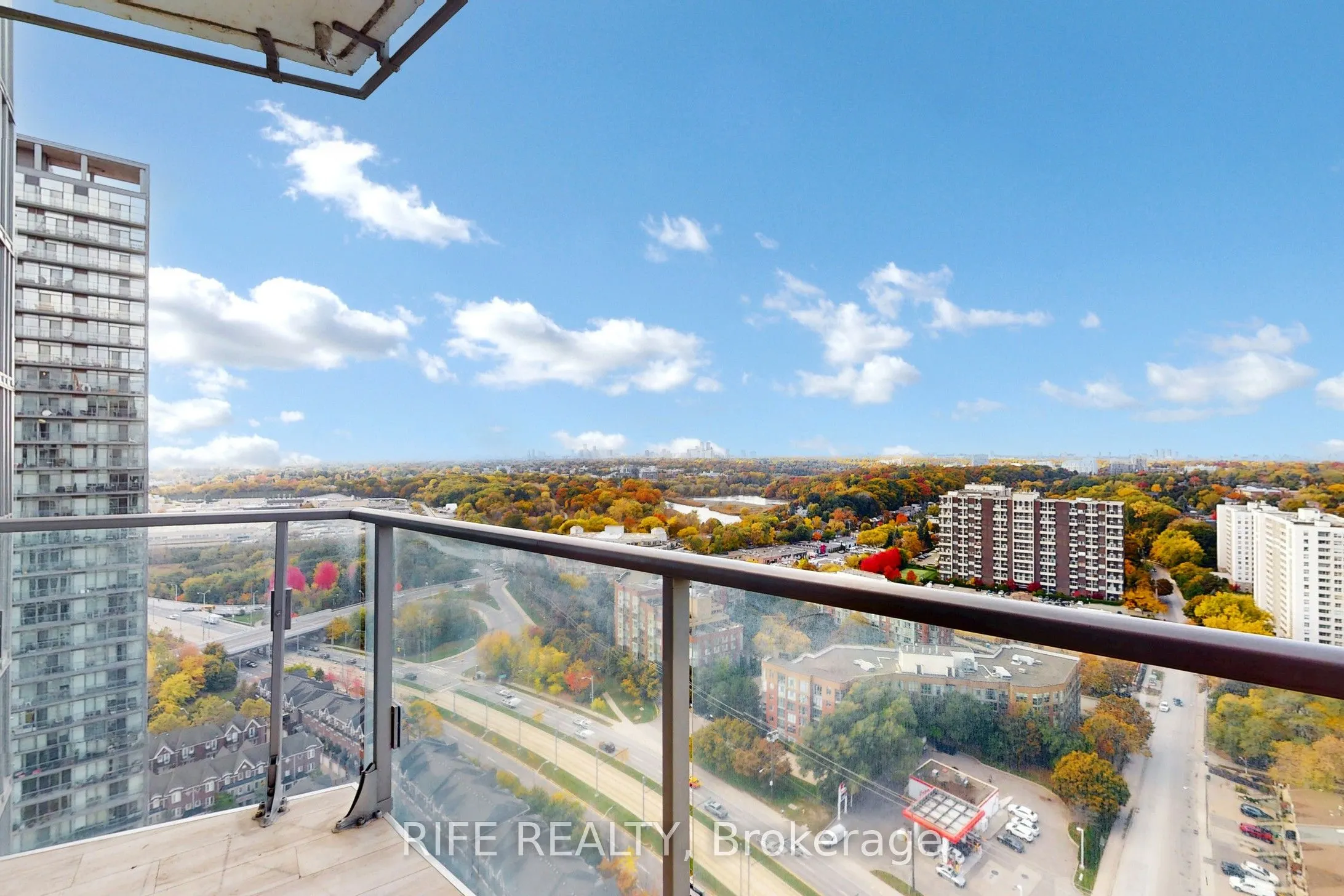 103 The Queensway Avenue, #2512