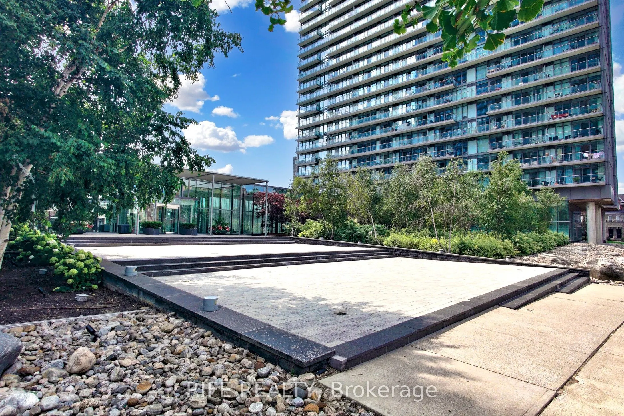 103 The Queensway Avenue, #2512