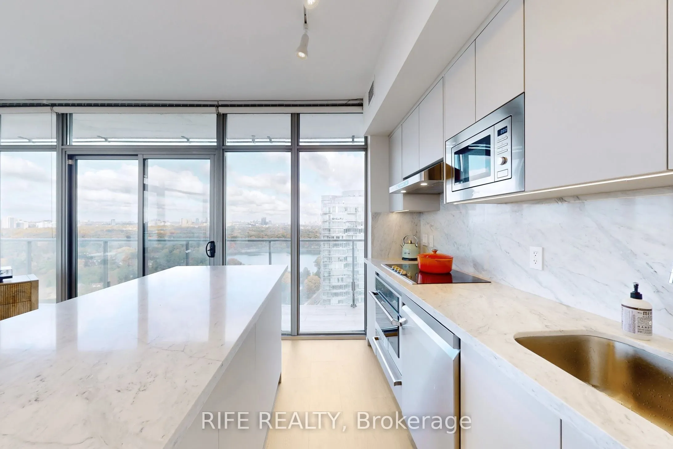 103 The Queensway Avenue, #2512