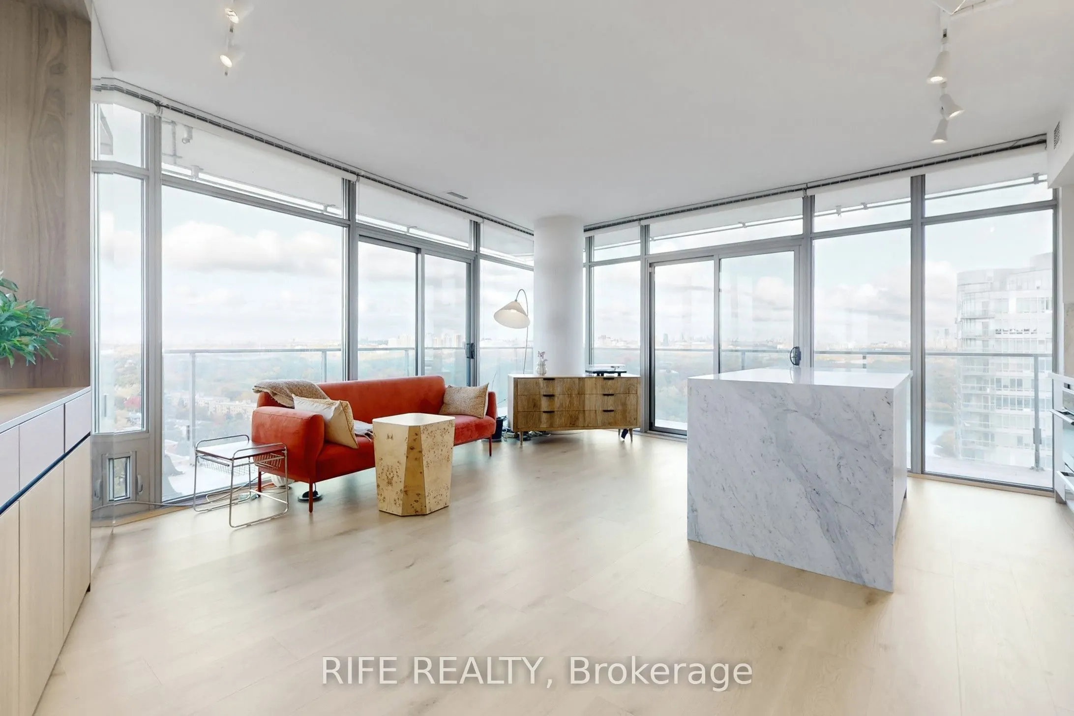 103 The Queensway Avenue, #2512