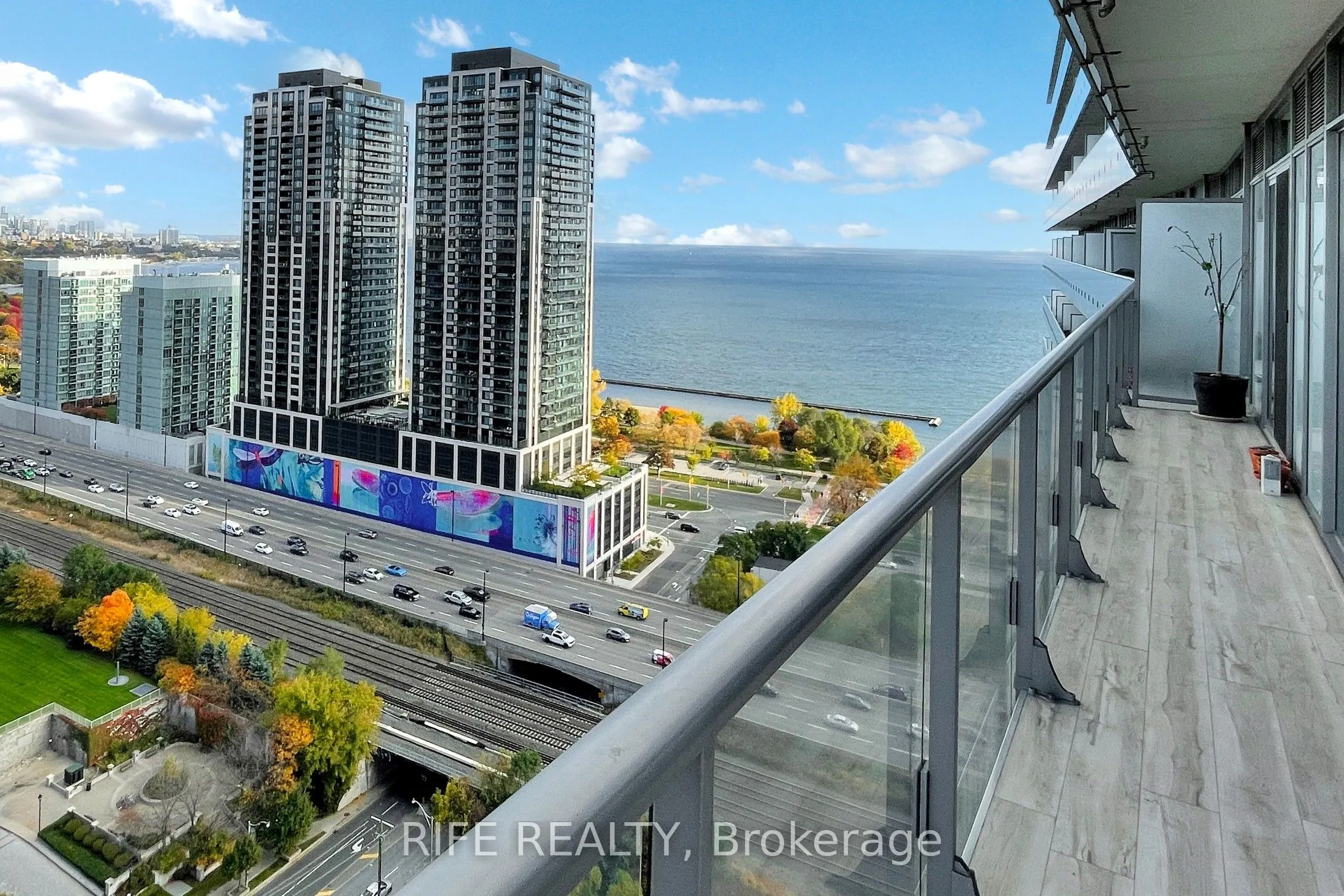 103 The Queensway Avenue, #2512