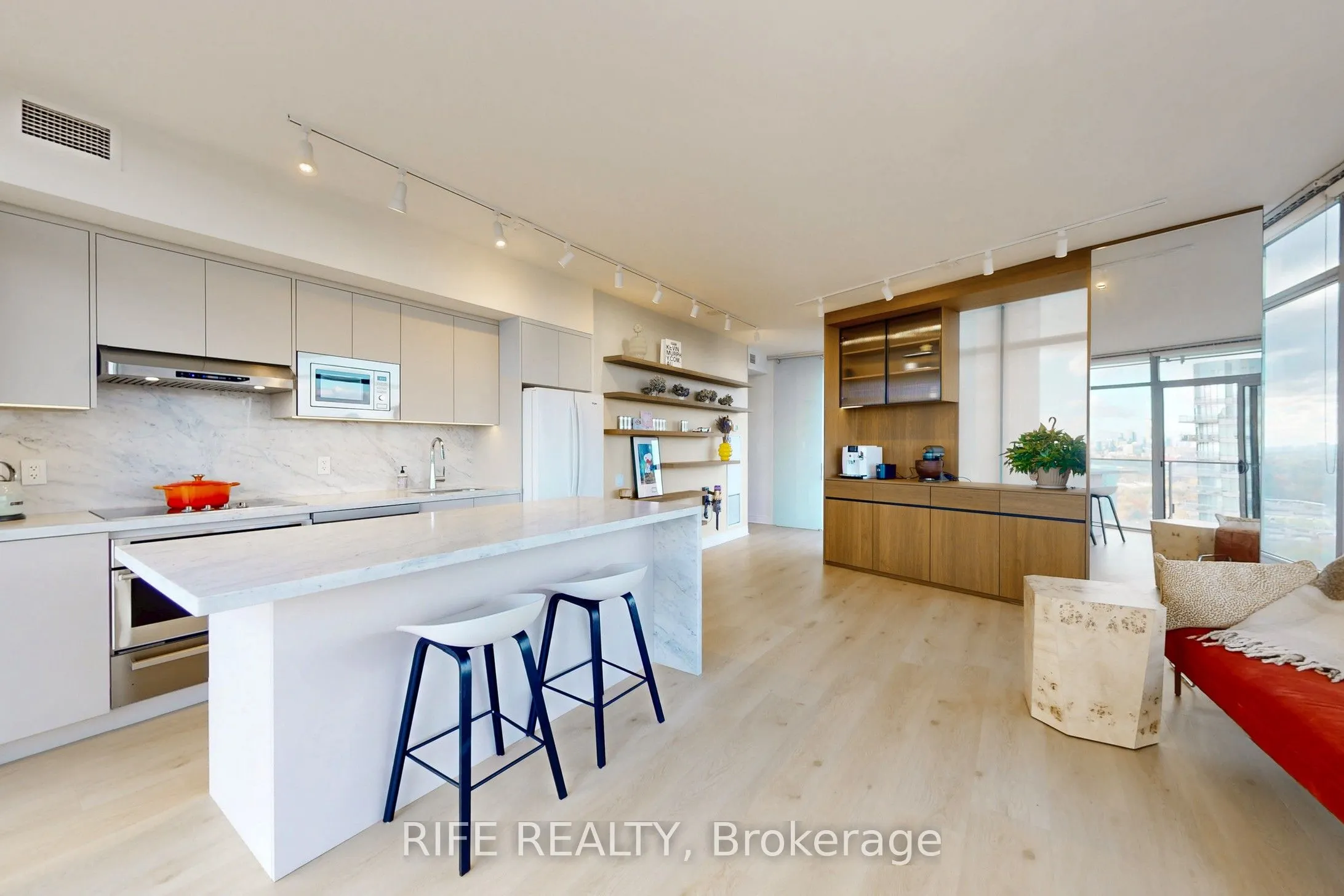 103 The Queensway Avenue, #2512