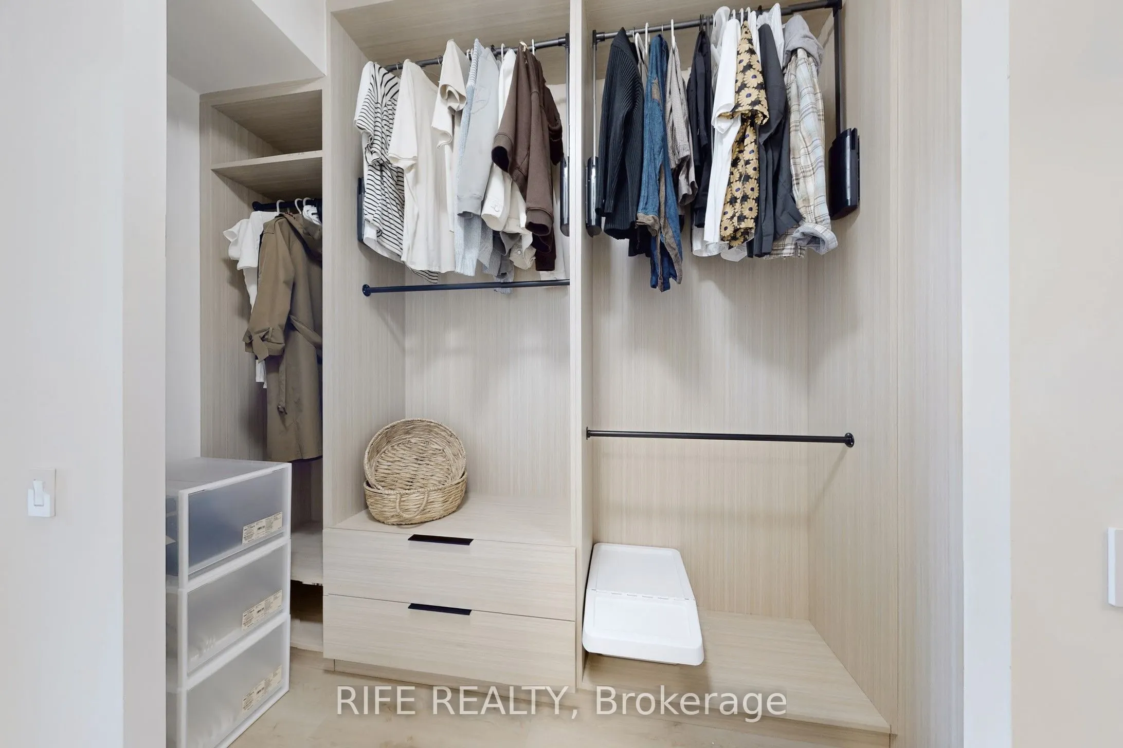 103 The Queensway Avenue, #2512