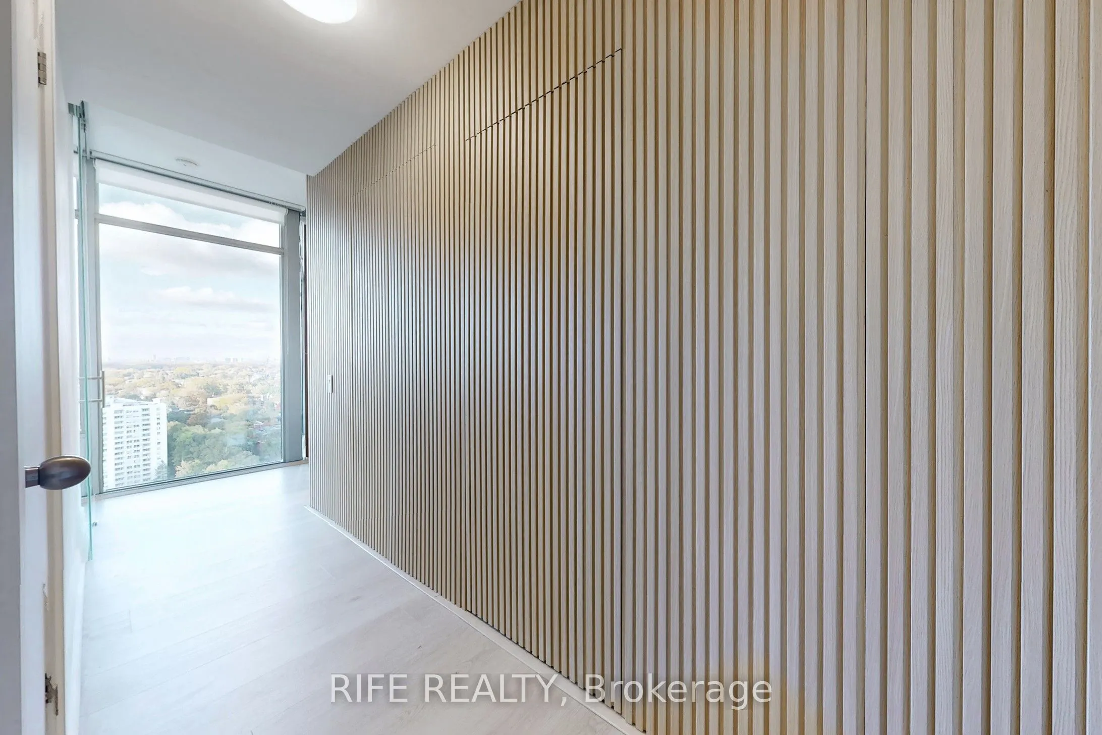 103 The Queensway Avenue, #2512