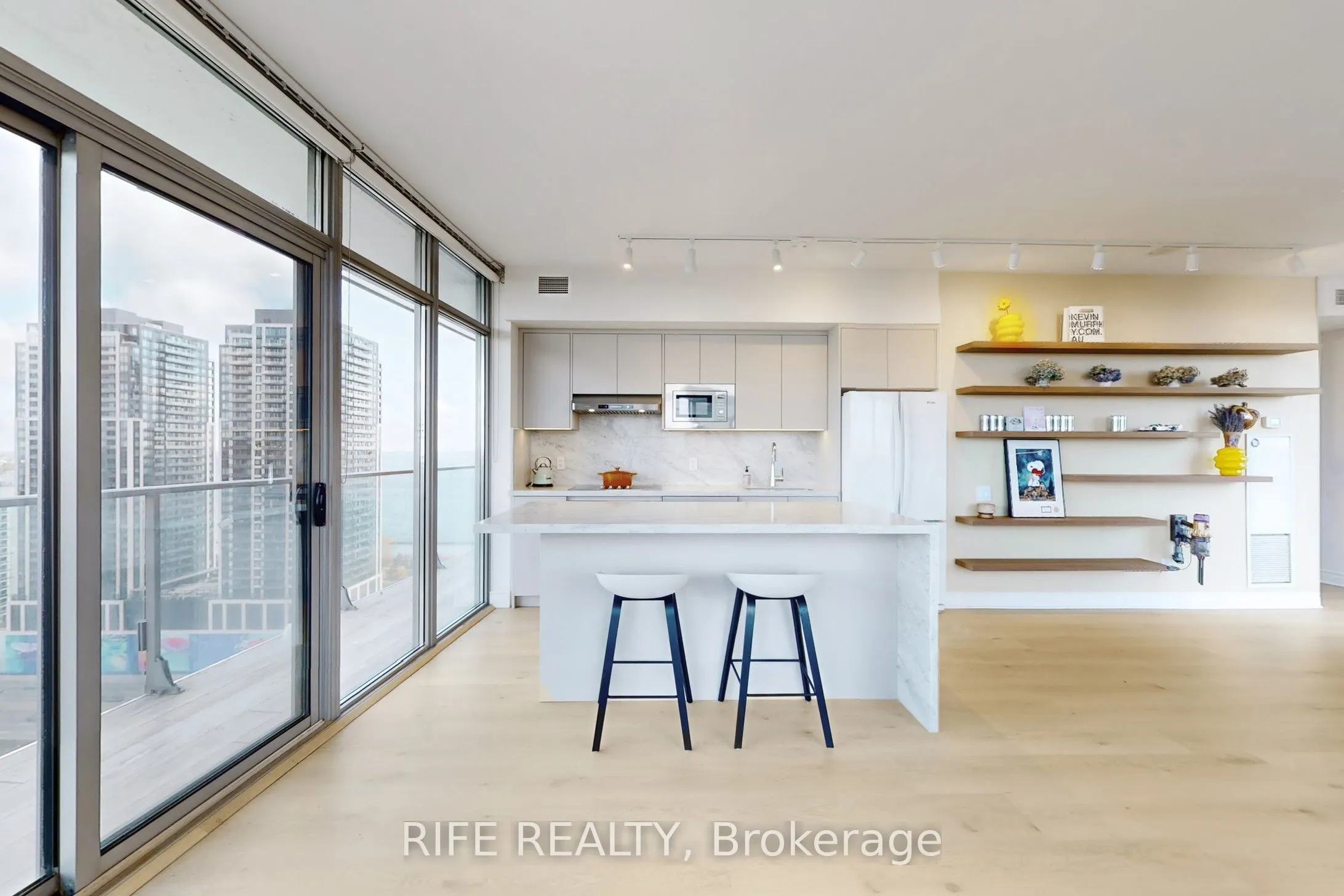 103 The Queensway Avenue, #2512