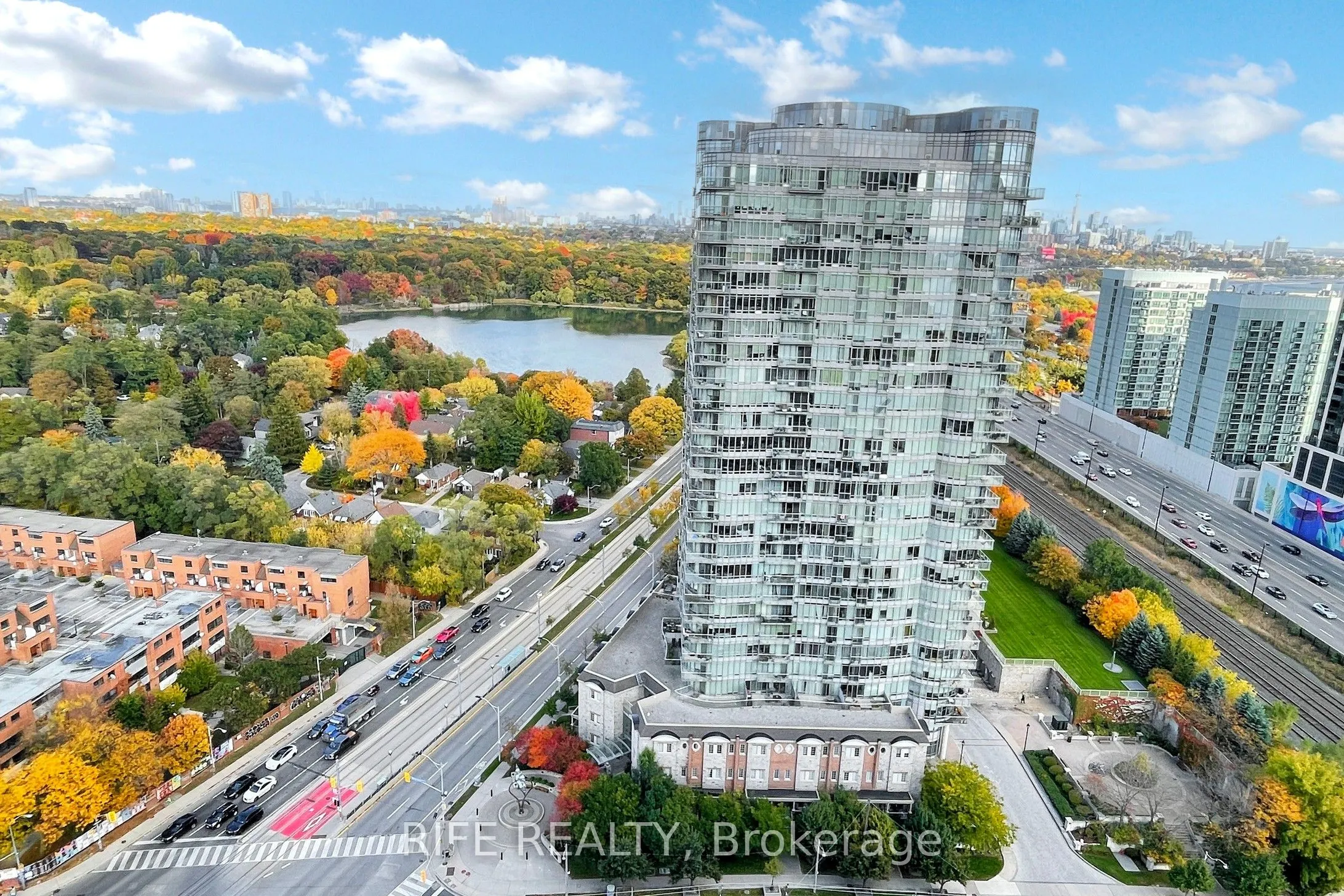 103 The Queensway Avenue, #2512