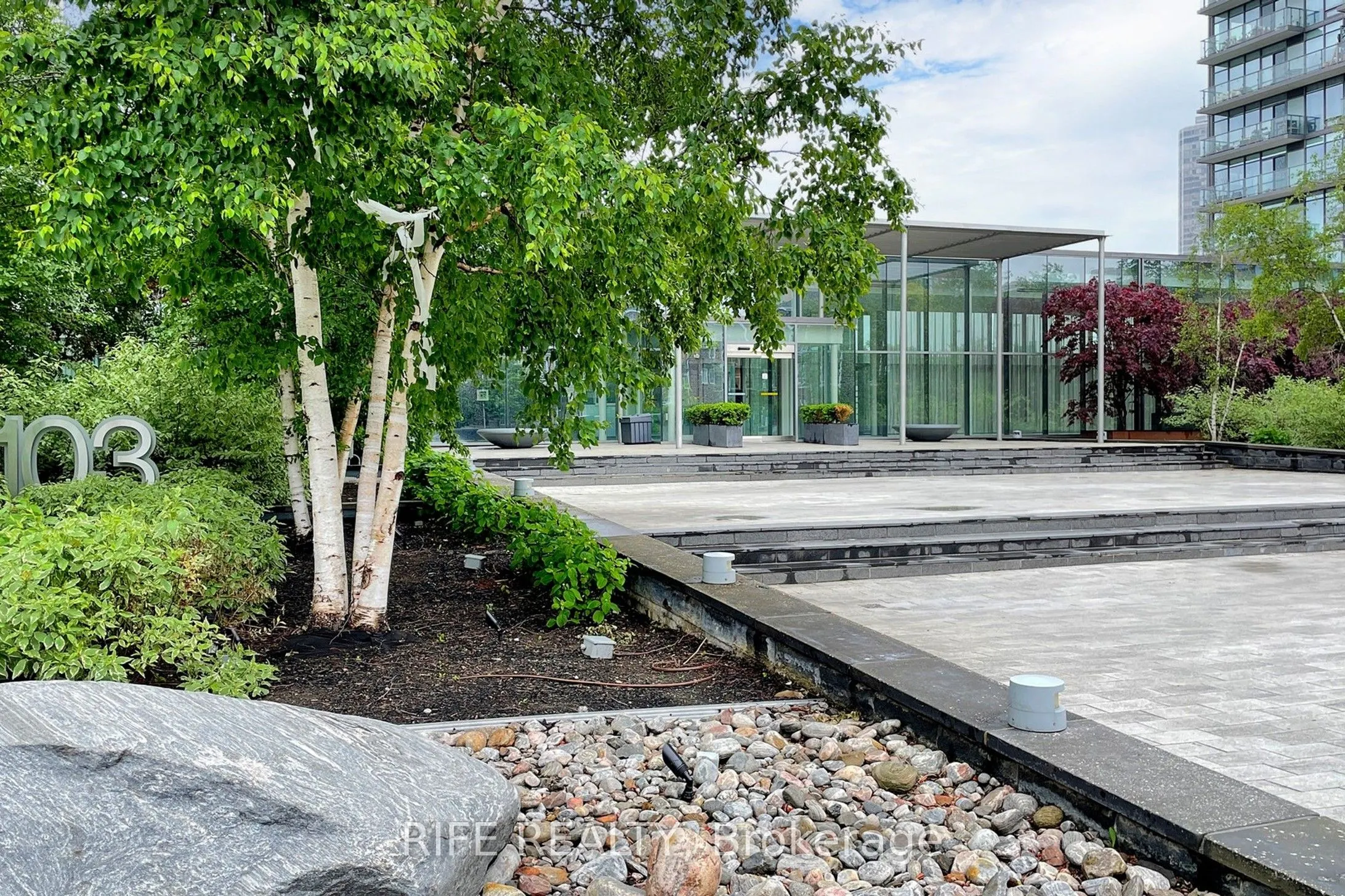 103 The Queensway Avenue, #2512