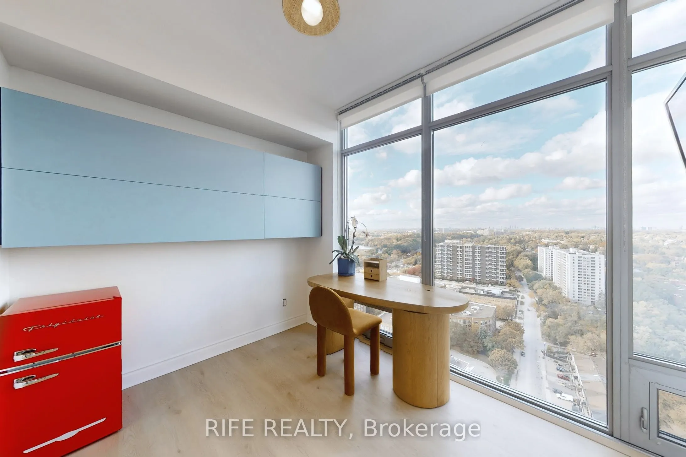 103 The Queensway Avenue, #2512