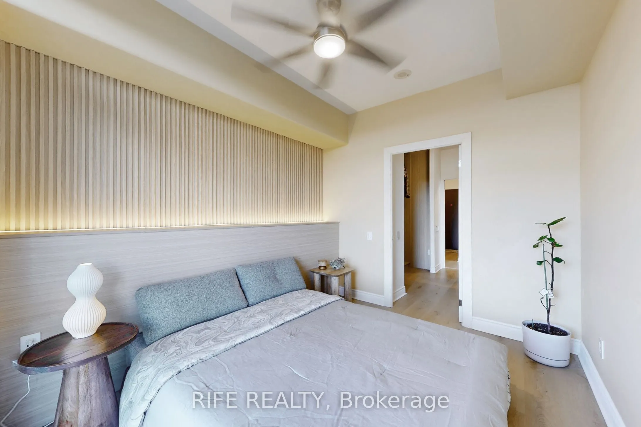 103 The Queensway Avenue, #2512