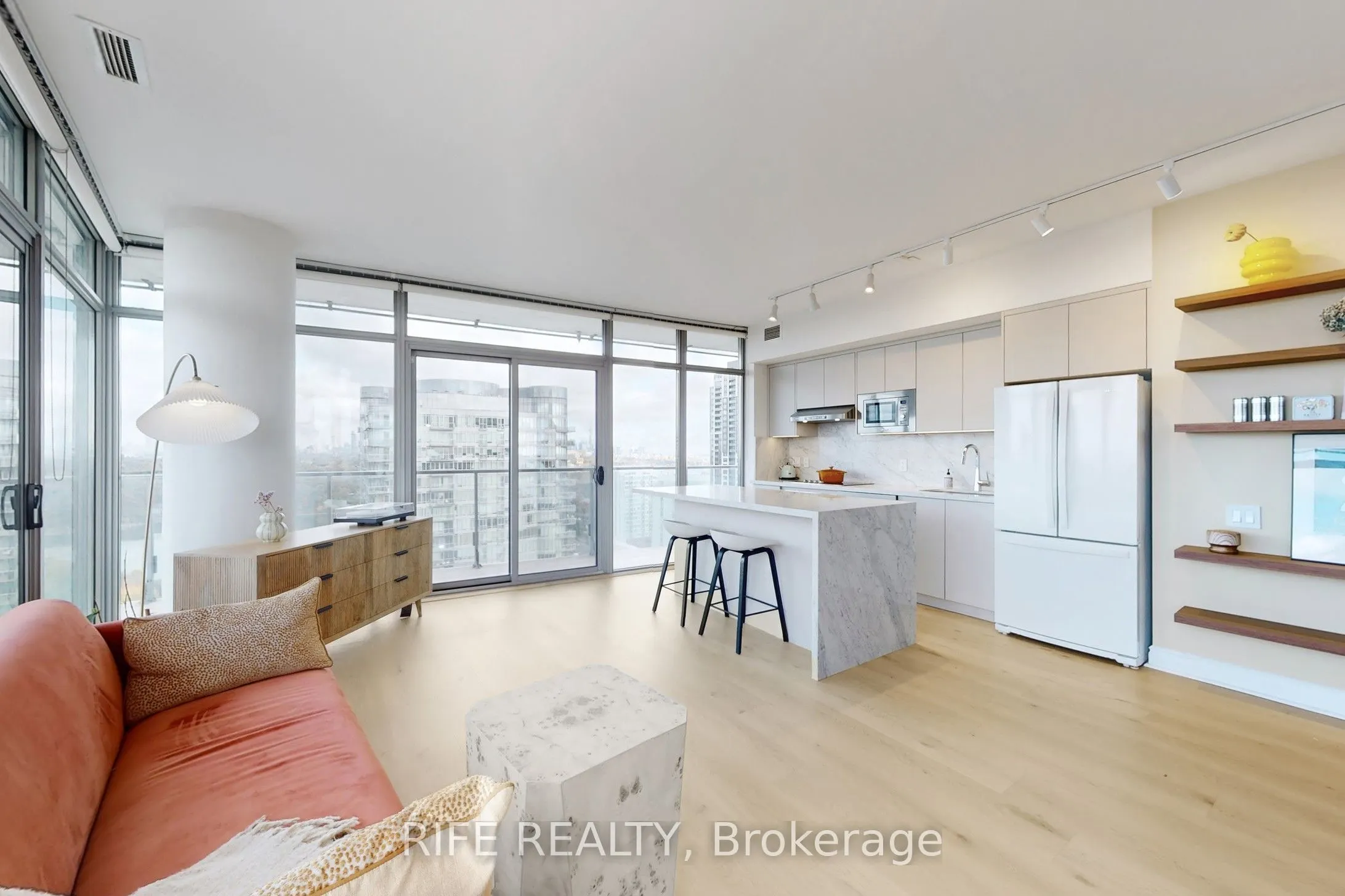 103 The Queensway Avenue, #2512