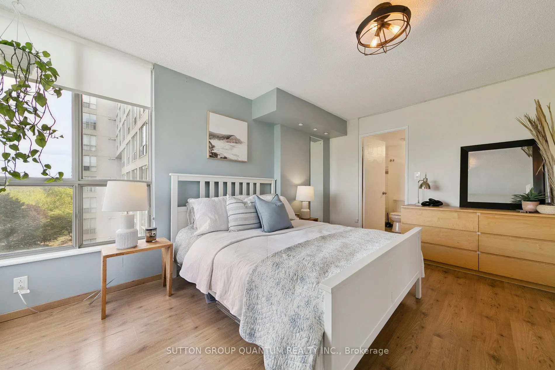 1110 WALDEN Circle, #611