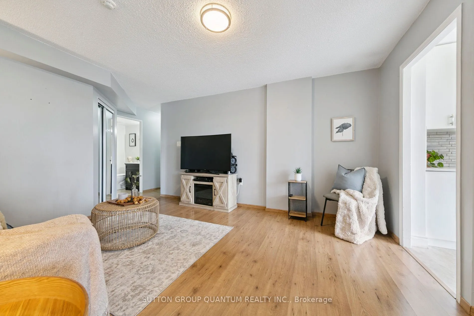 1110 WALDEN Circle, #611