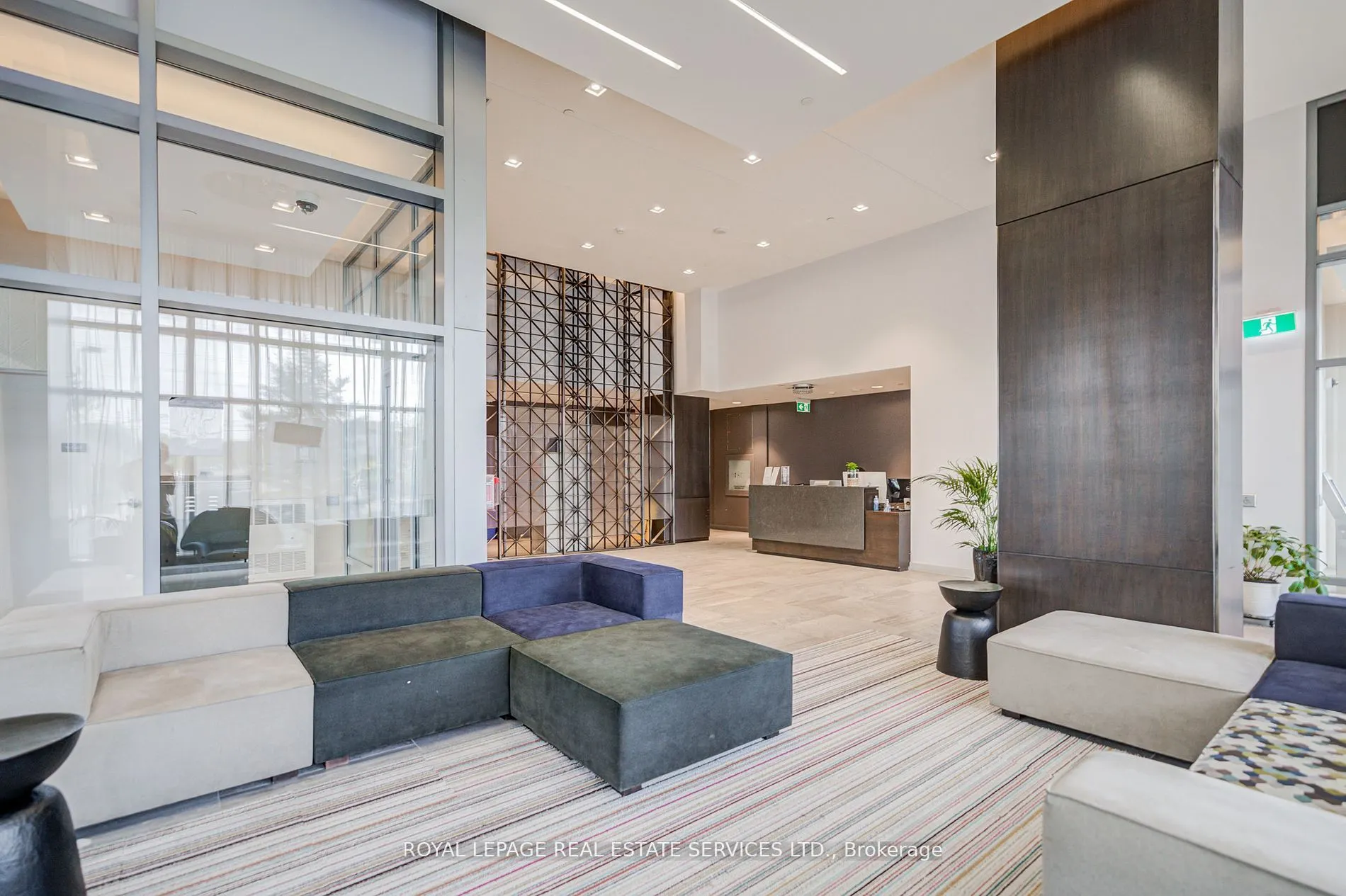 2560 Eglinton Avenue W, #1008