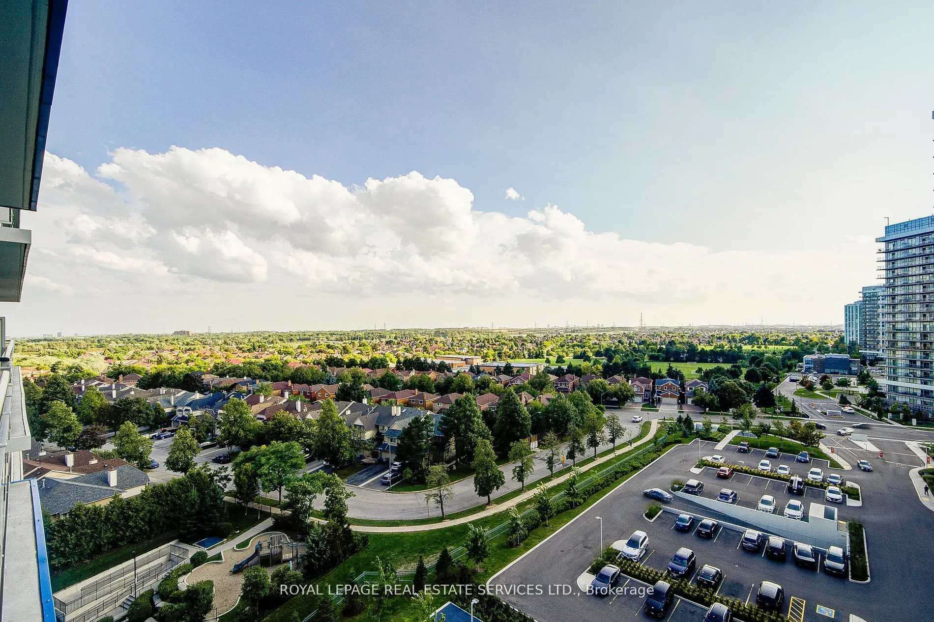 2560 Eglinton Avenue W, #1008