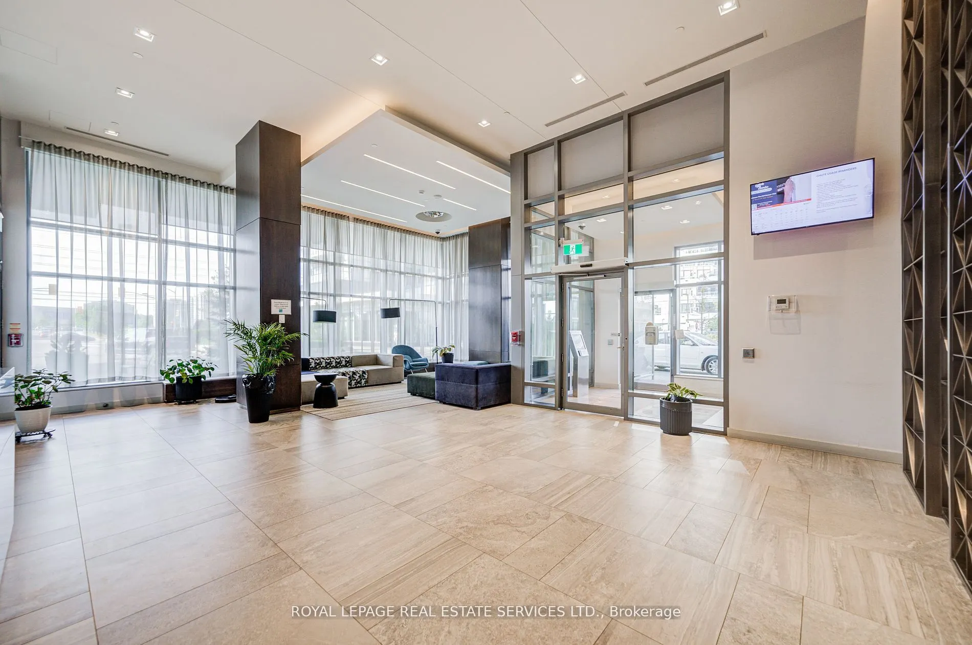 2560 Eglinton Avenue W, #1008