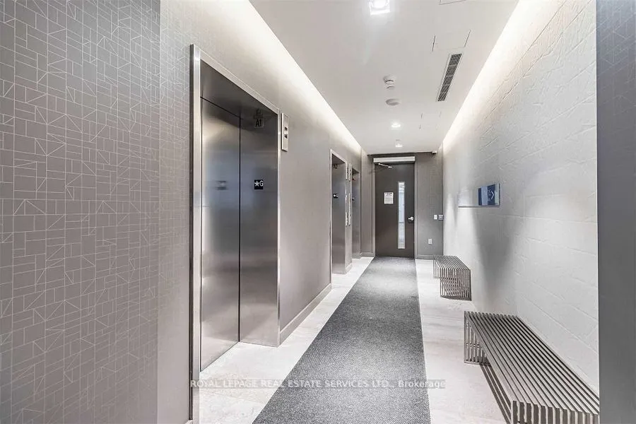 2560 Eglinton Avenue W, #1008