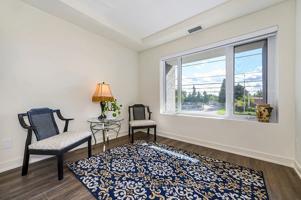 8010 Derry Road W, #TH 105