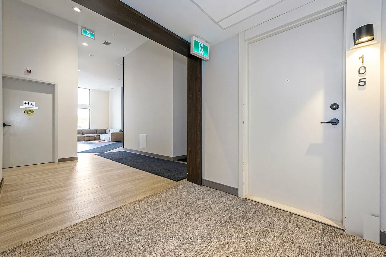 8010 Derry Road W, #TH 105