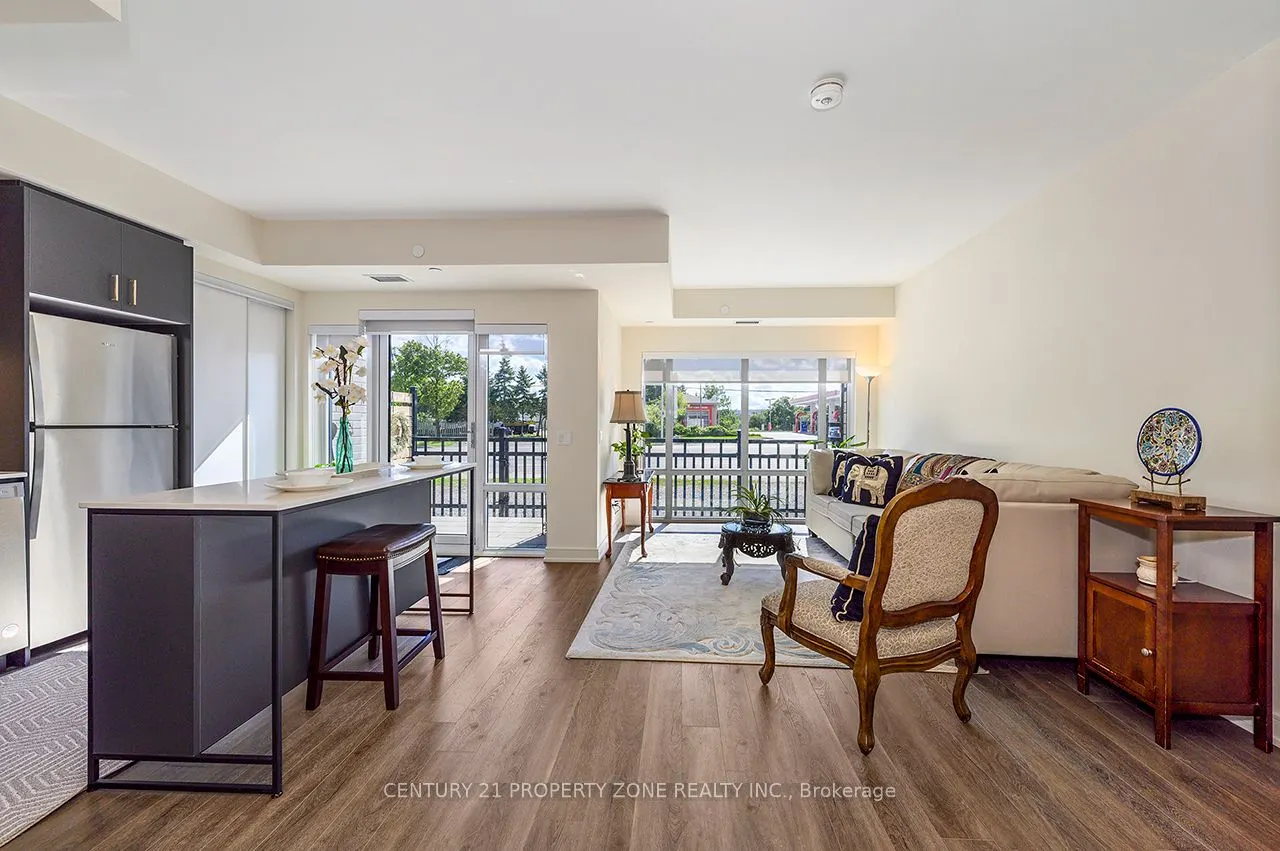 8010 Derry Road W, #TH 105