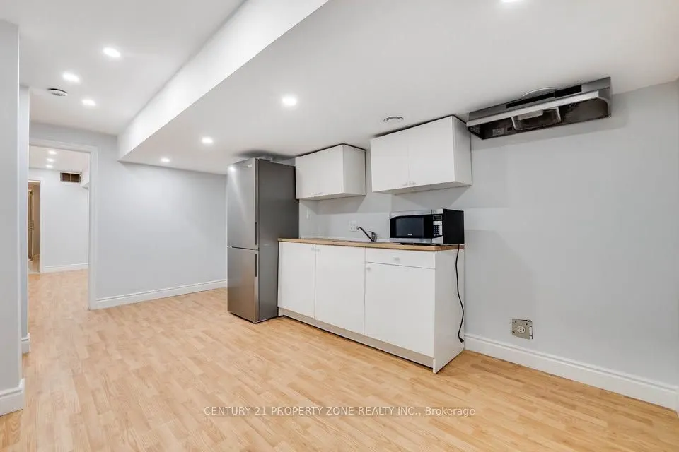 660 Armstrong Boulevard