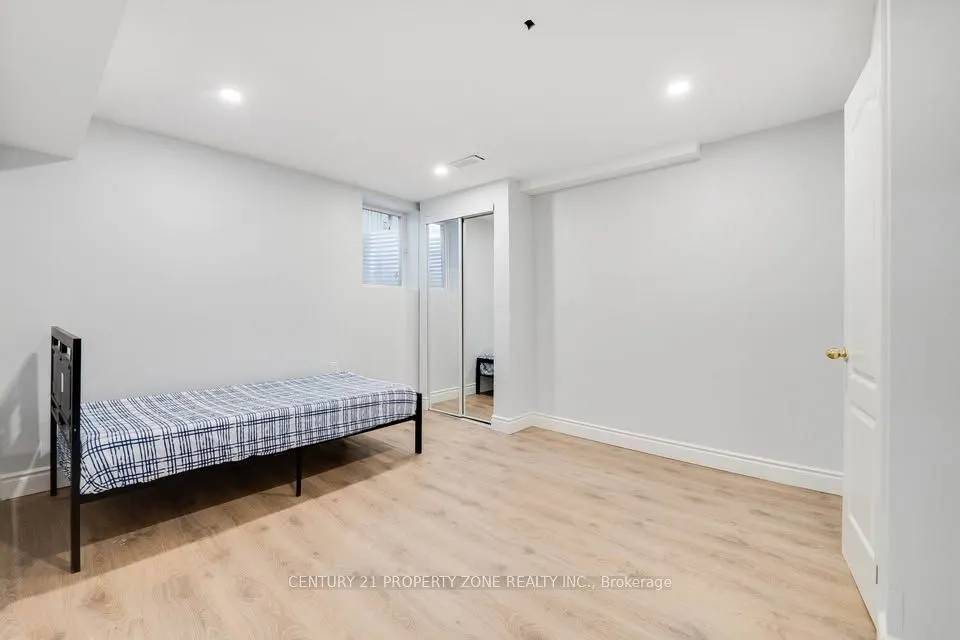 660 Armstrong Boulevard