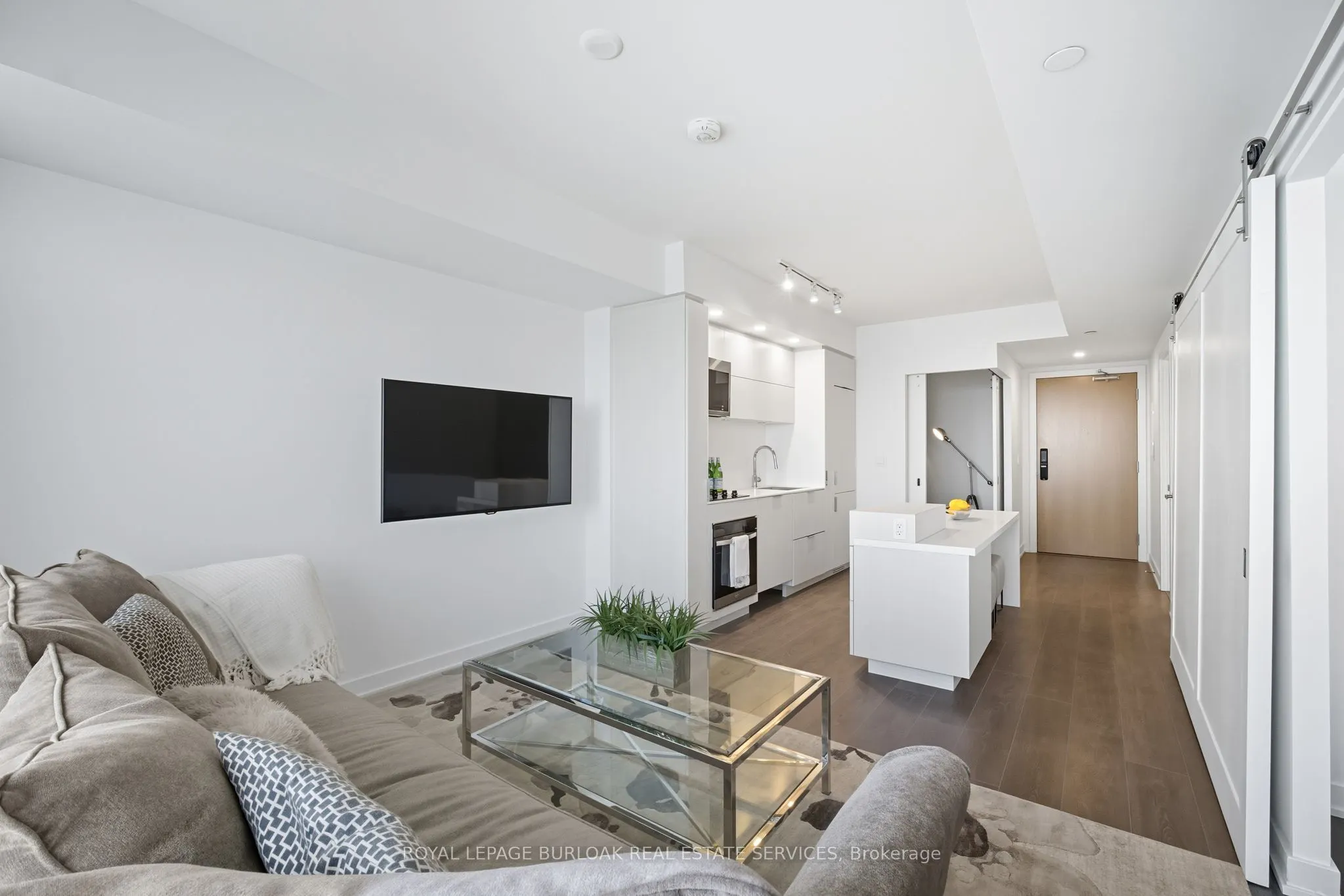 370 Martha Street, #1805