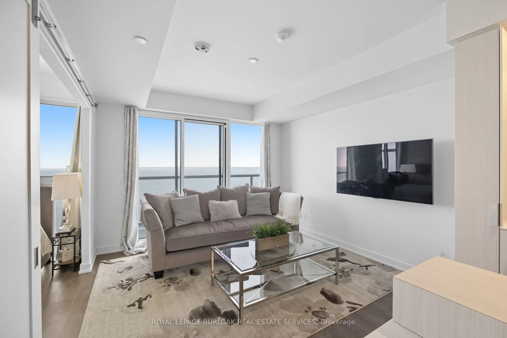 370 Martha Street, #1805