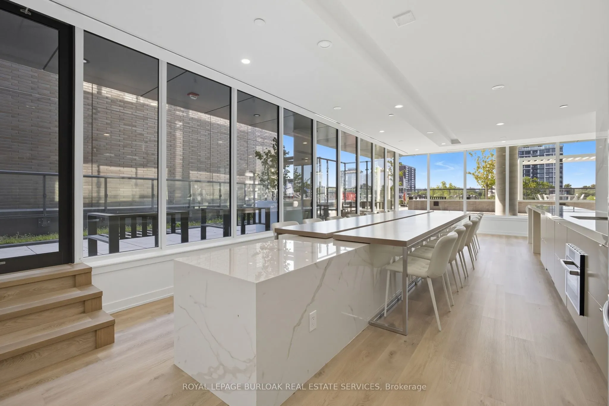 370 Martha Street, #1805