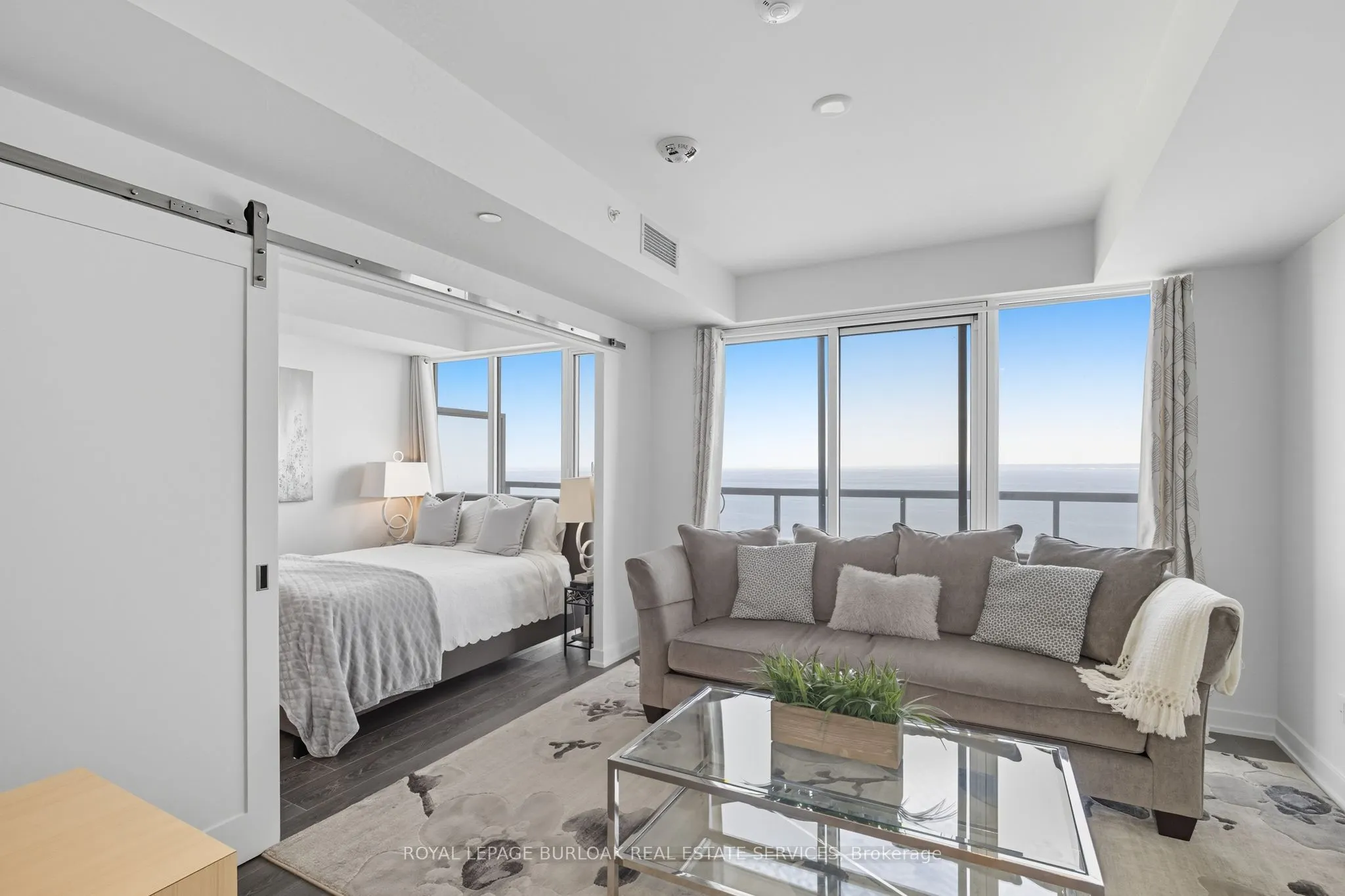 370 Martha Street, #1805