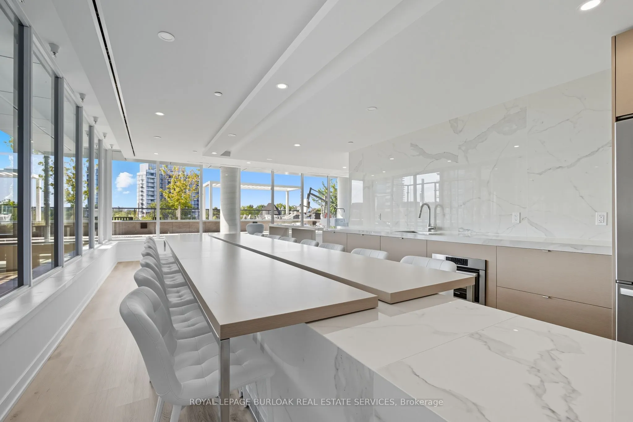 370 Martha Street, #1805