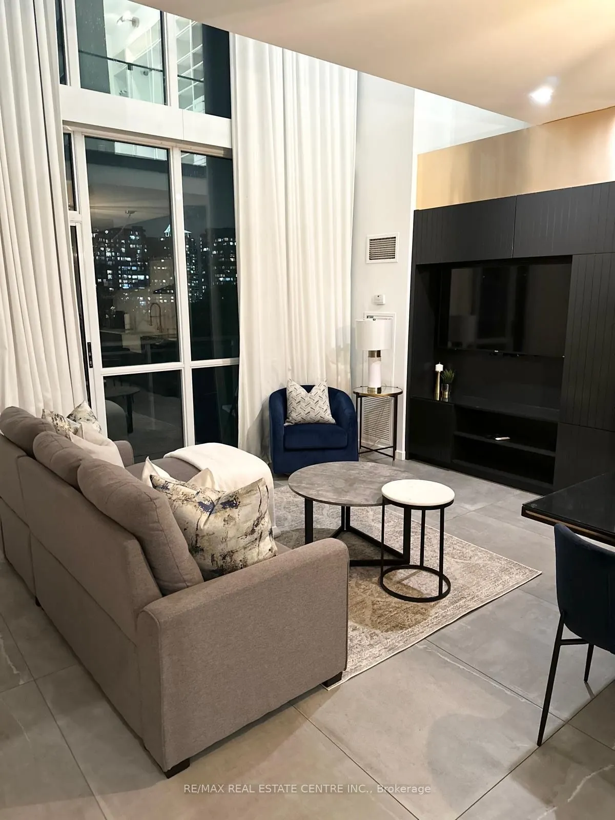 220 Burnhamthorpe Road W, #503