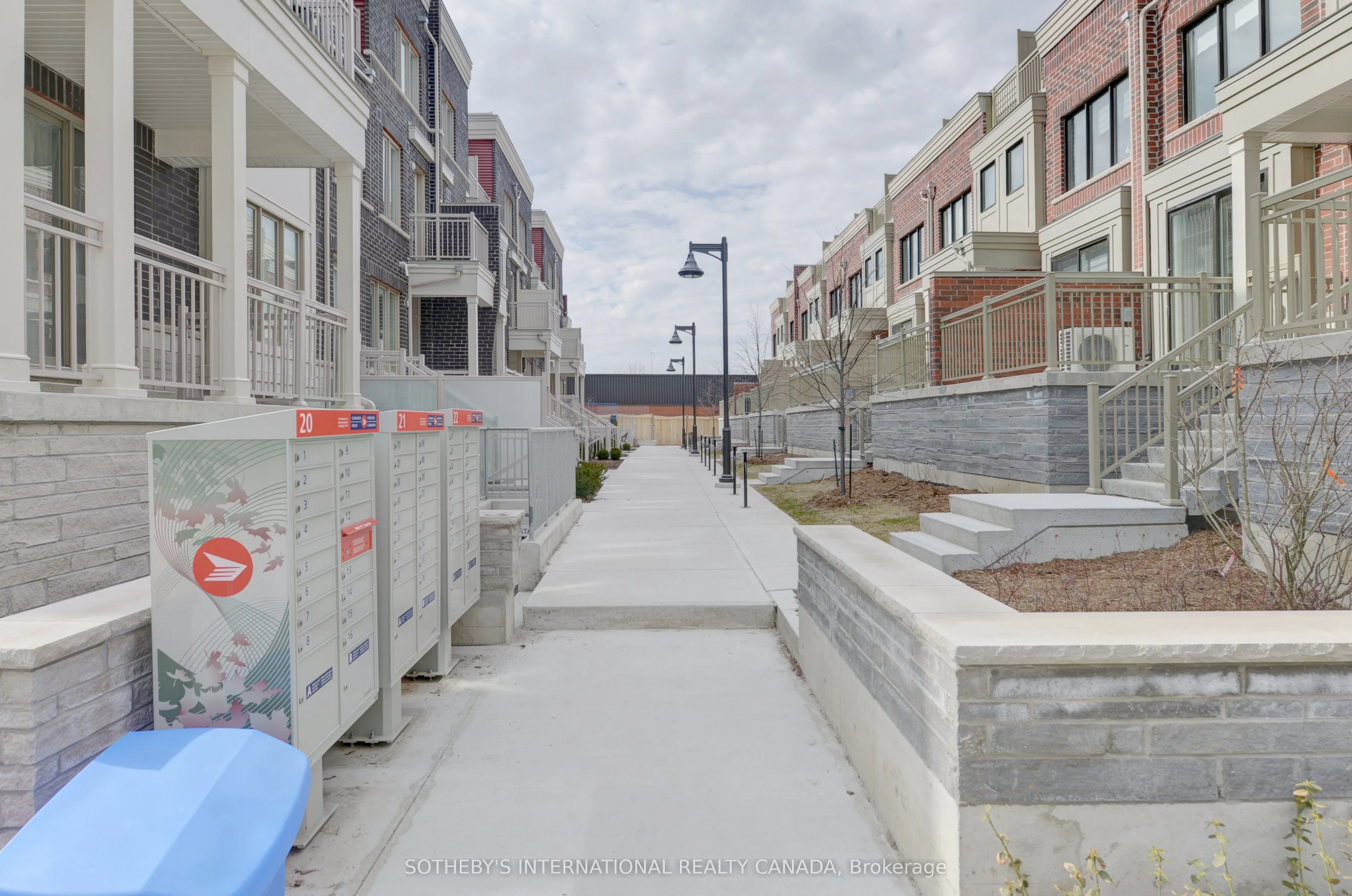 90 Eastwood Park Gardens, #10-4