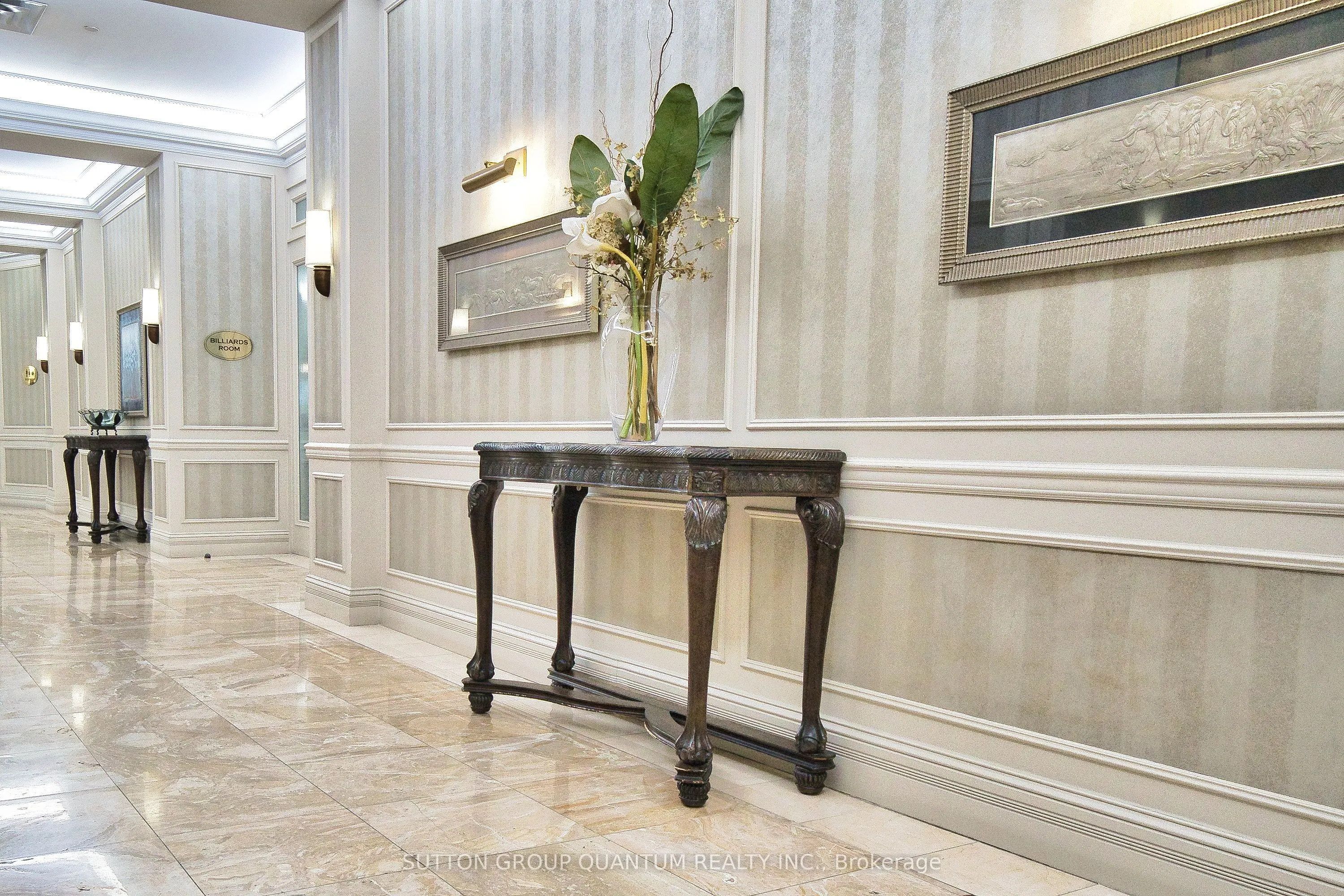 25 Kingsbridge Garden Circle, #716