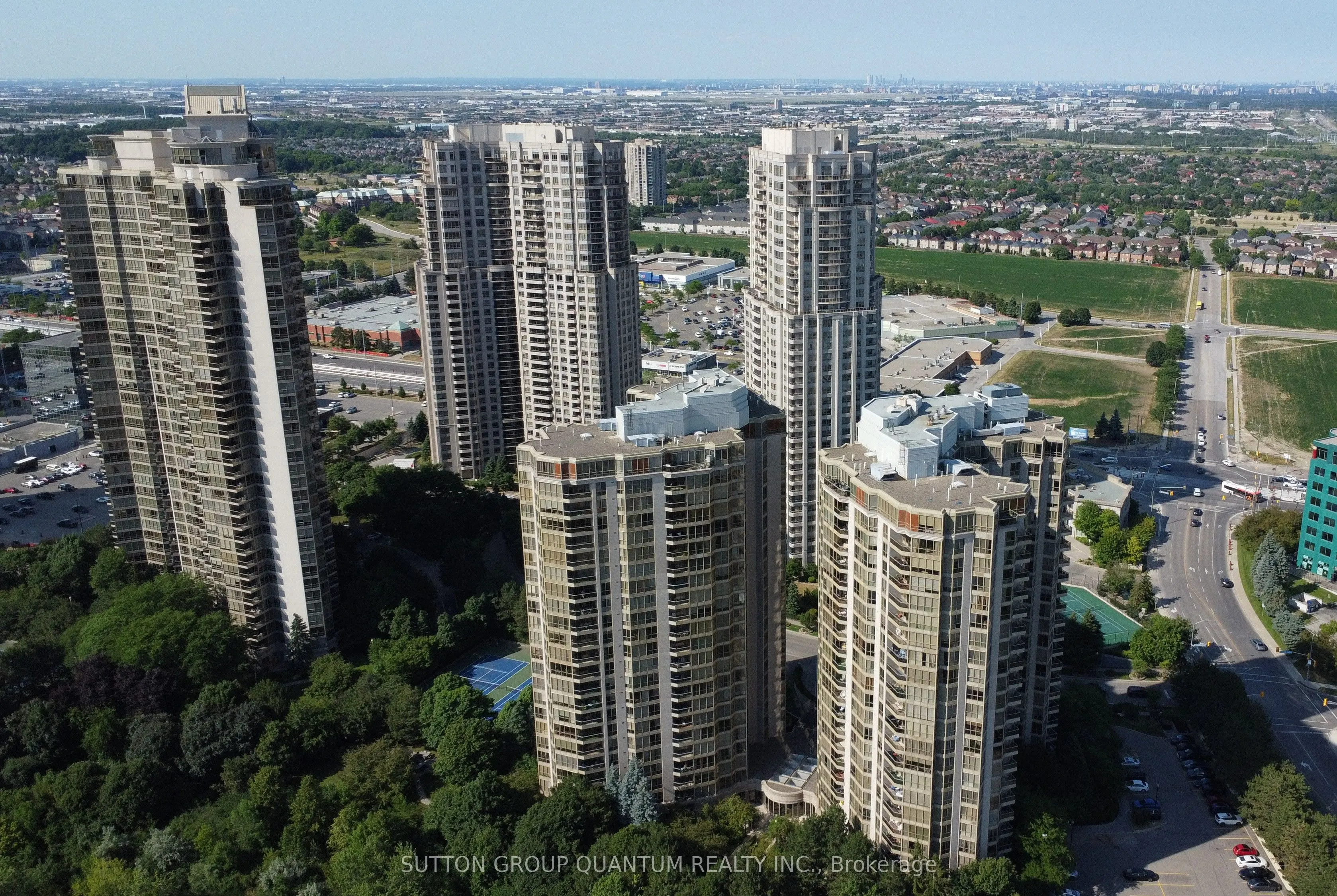 25 Kingsbridge Garden Circle, #716