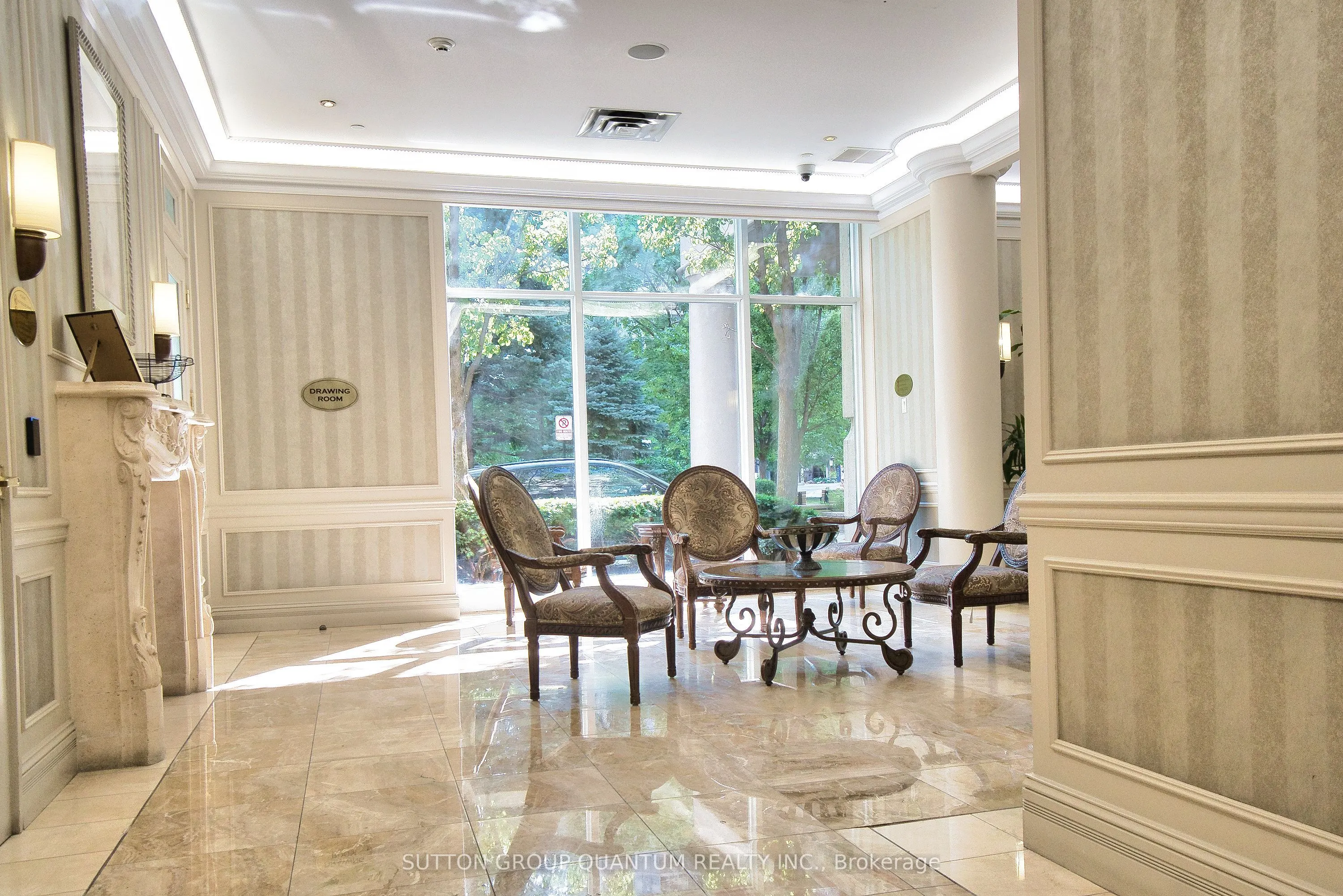 25 Kingsbridge Garden Circle, #716