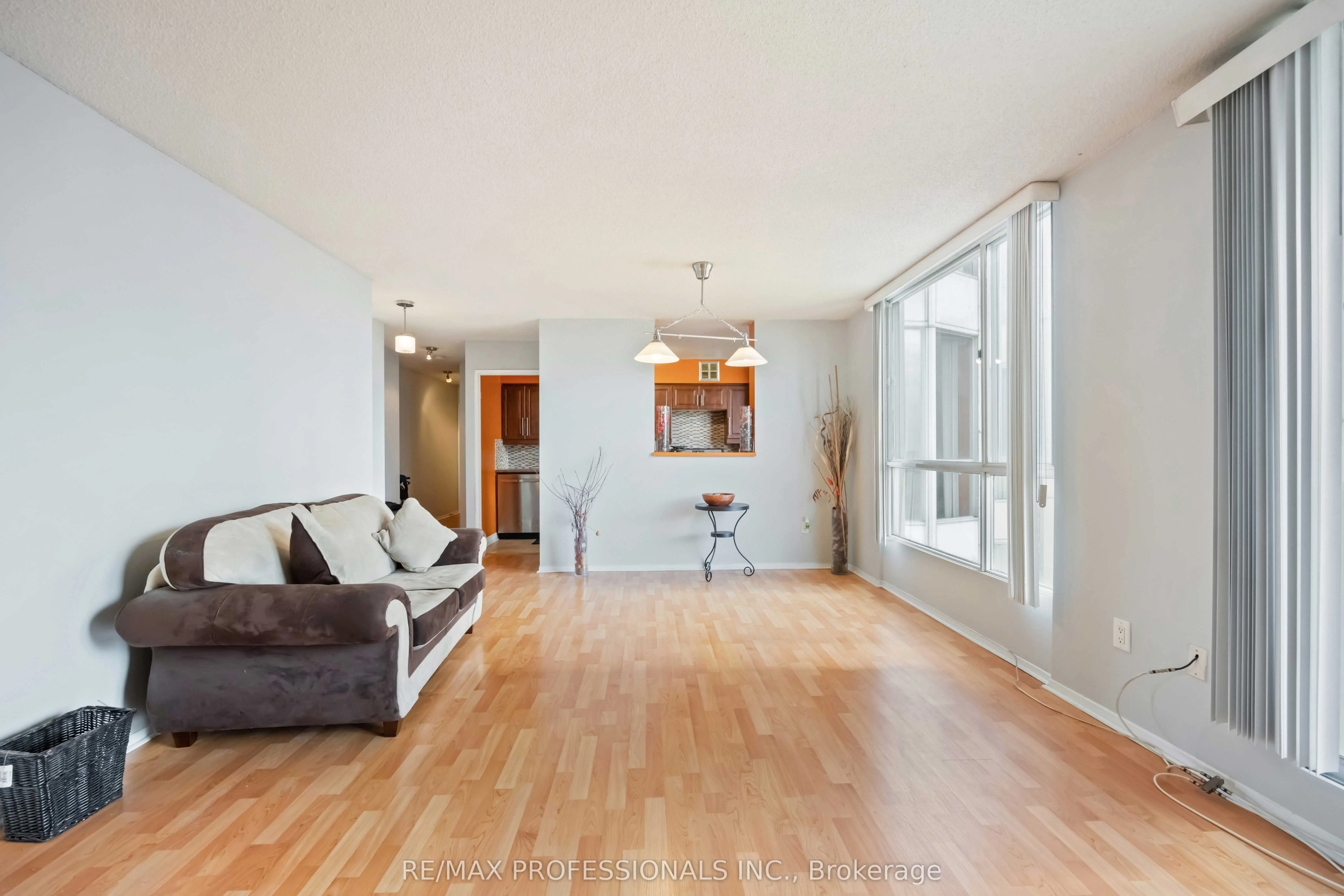 3077 Weston Road, #1206