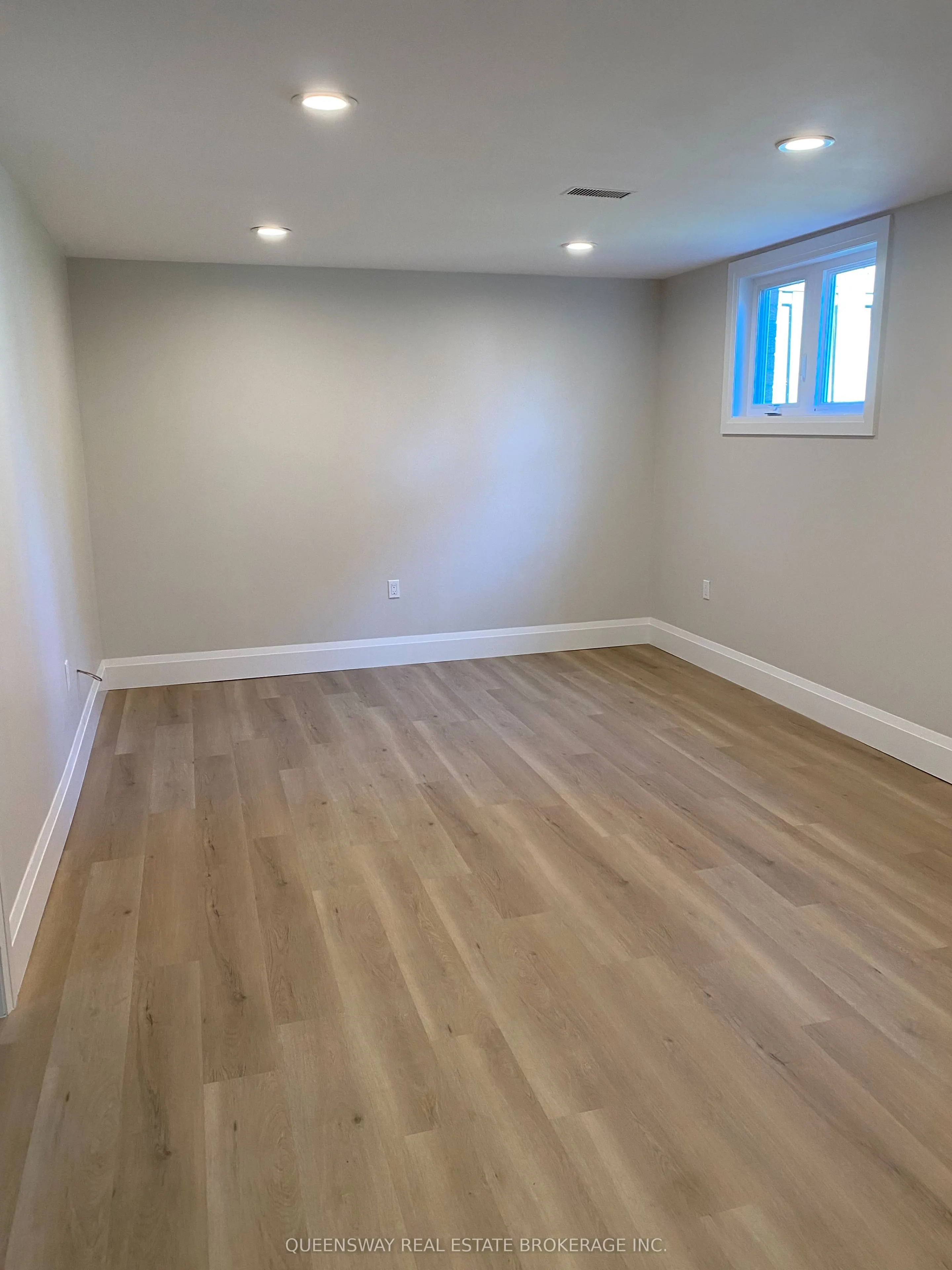 38 Eastview Crescent