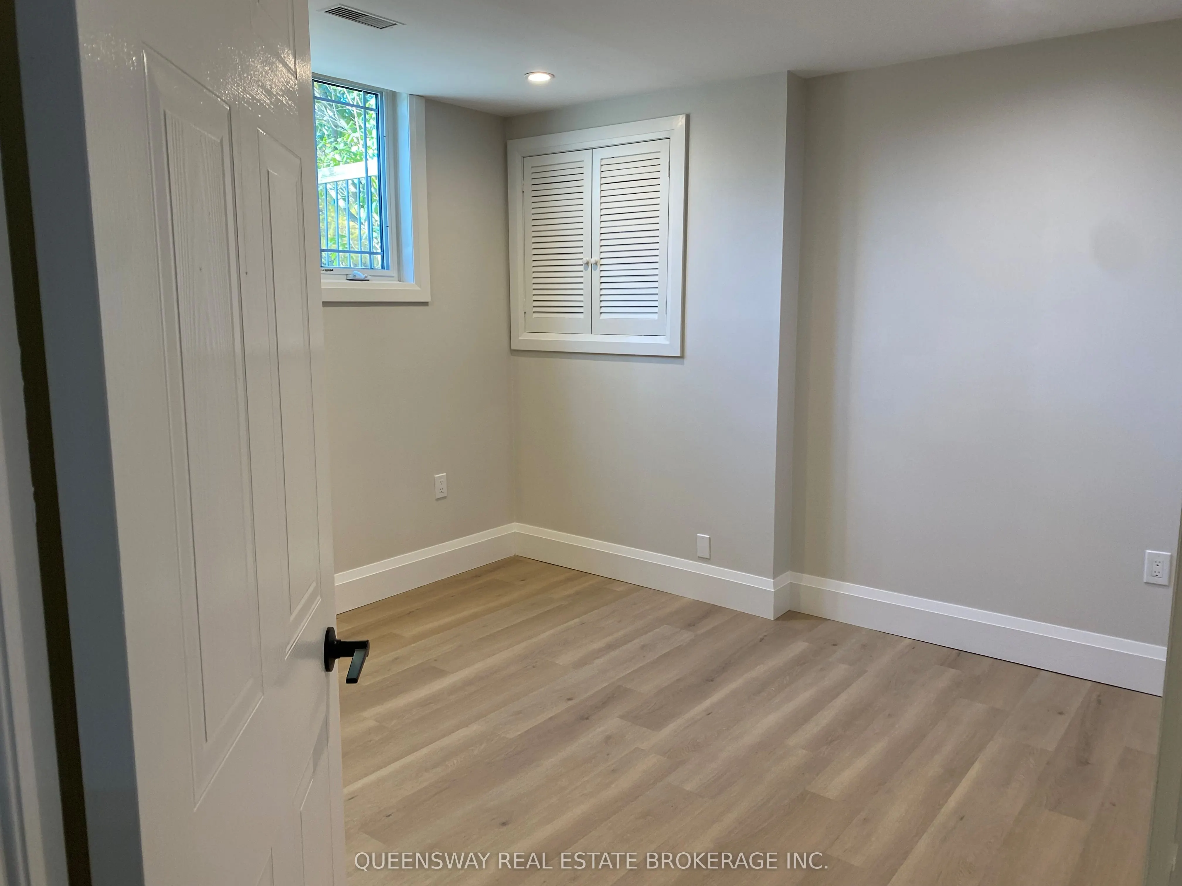 38 Eastview Crescent