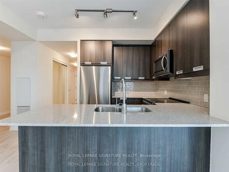 65 Watergarden Drive, #603