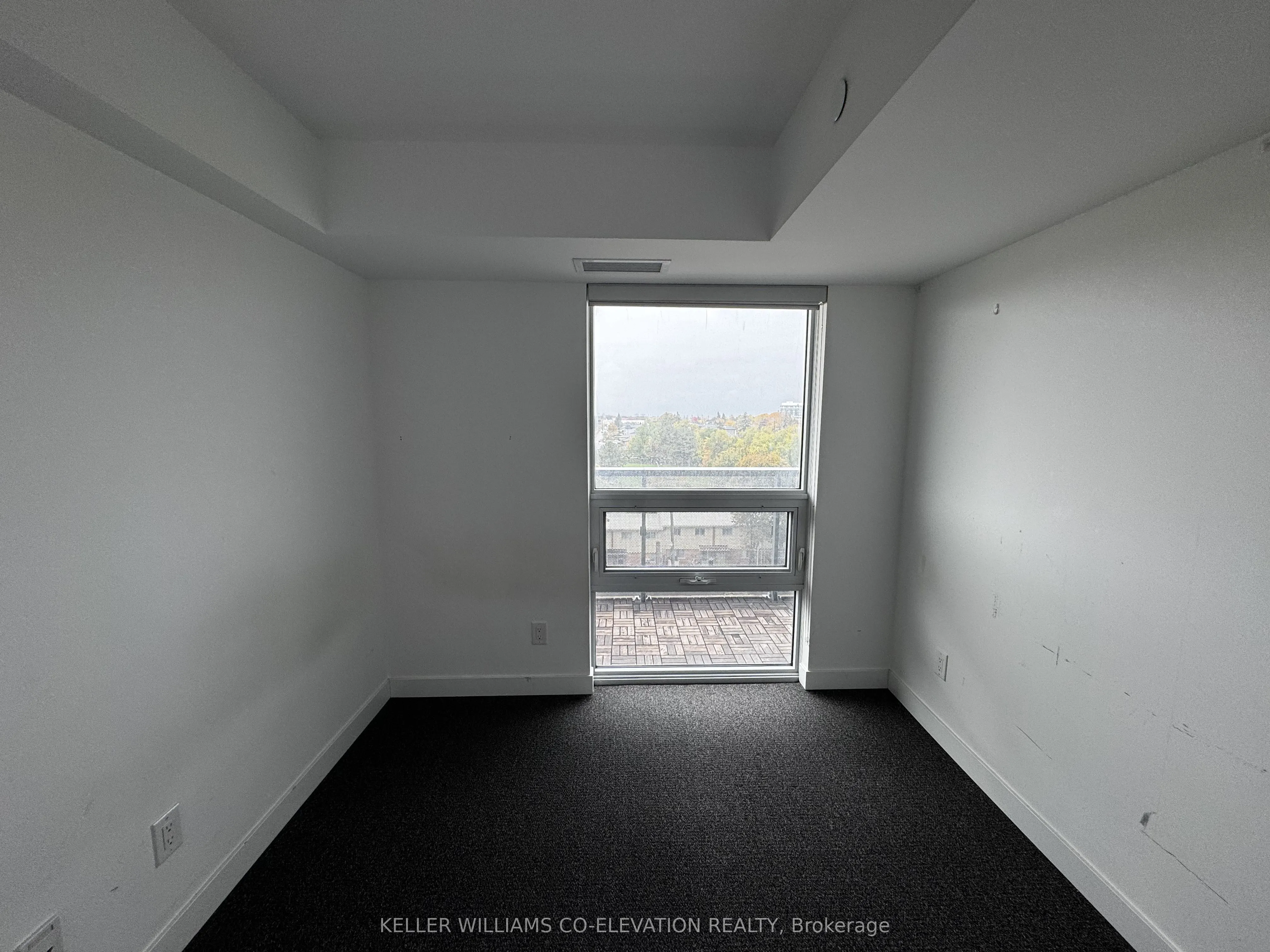 160 Flemington Road, #818