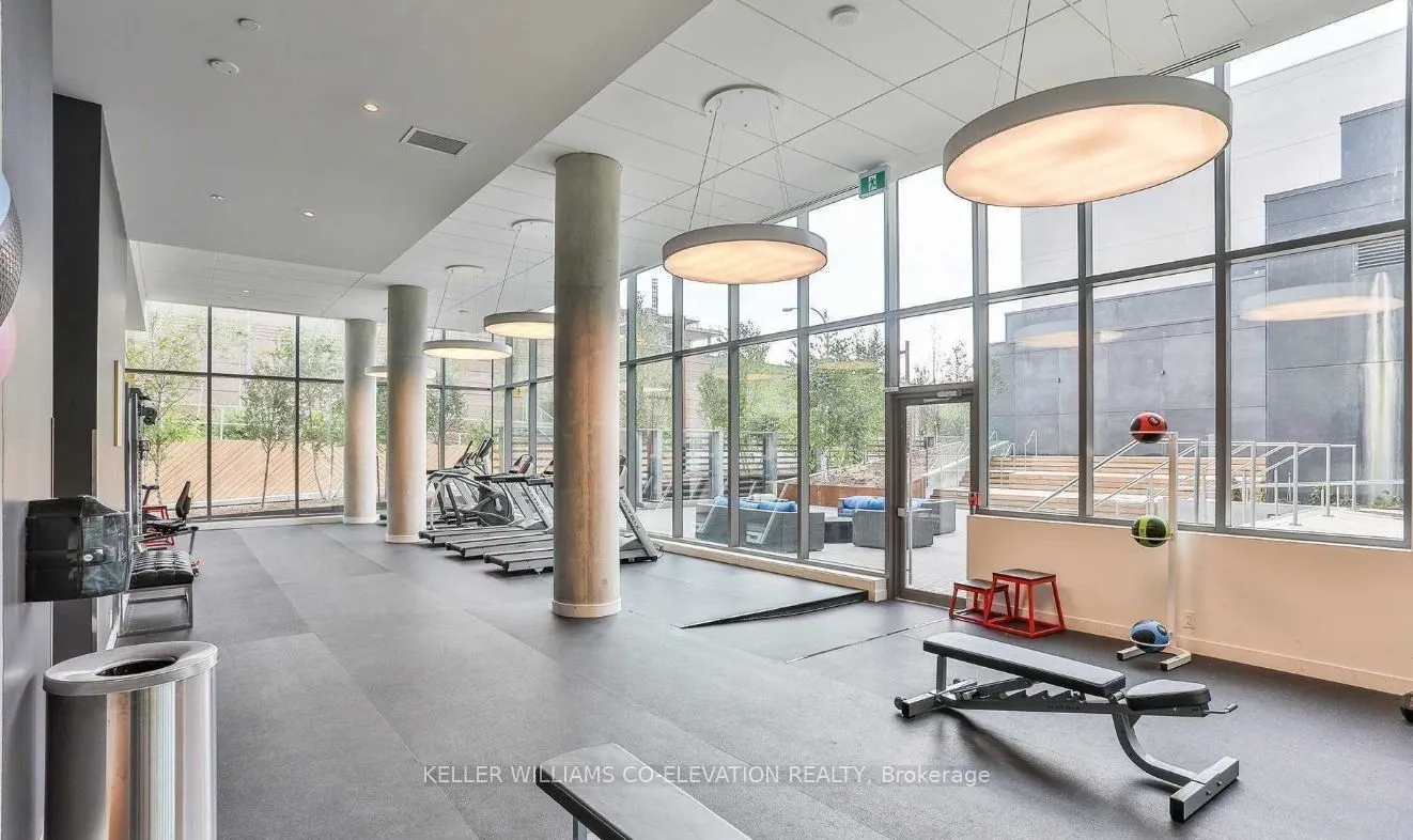 160 Flemington Road, #818