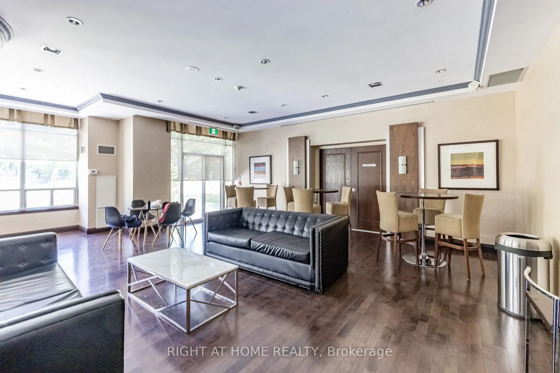 3504 Hurontario Street, #503