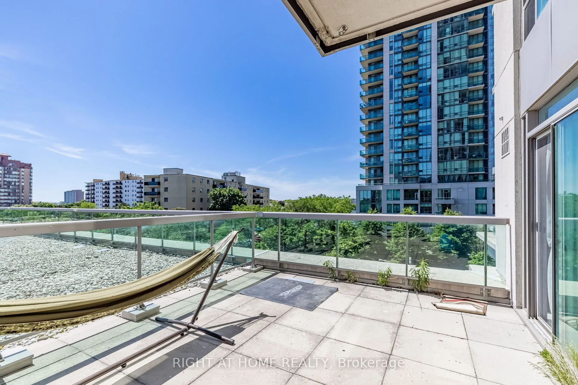 3504 Hurontario Street, #503