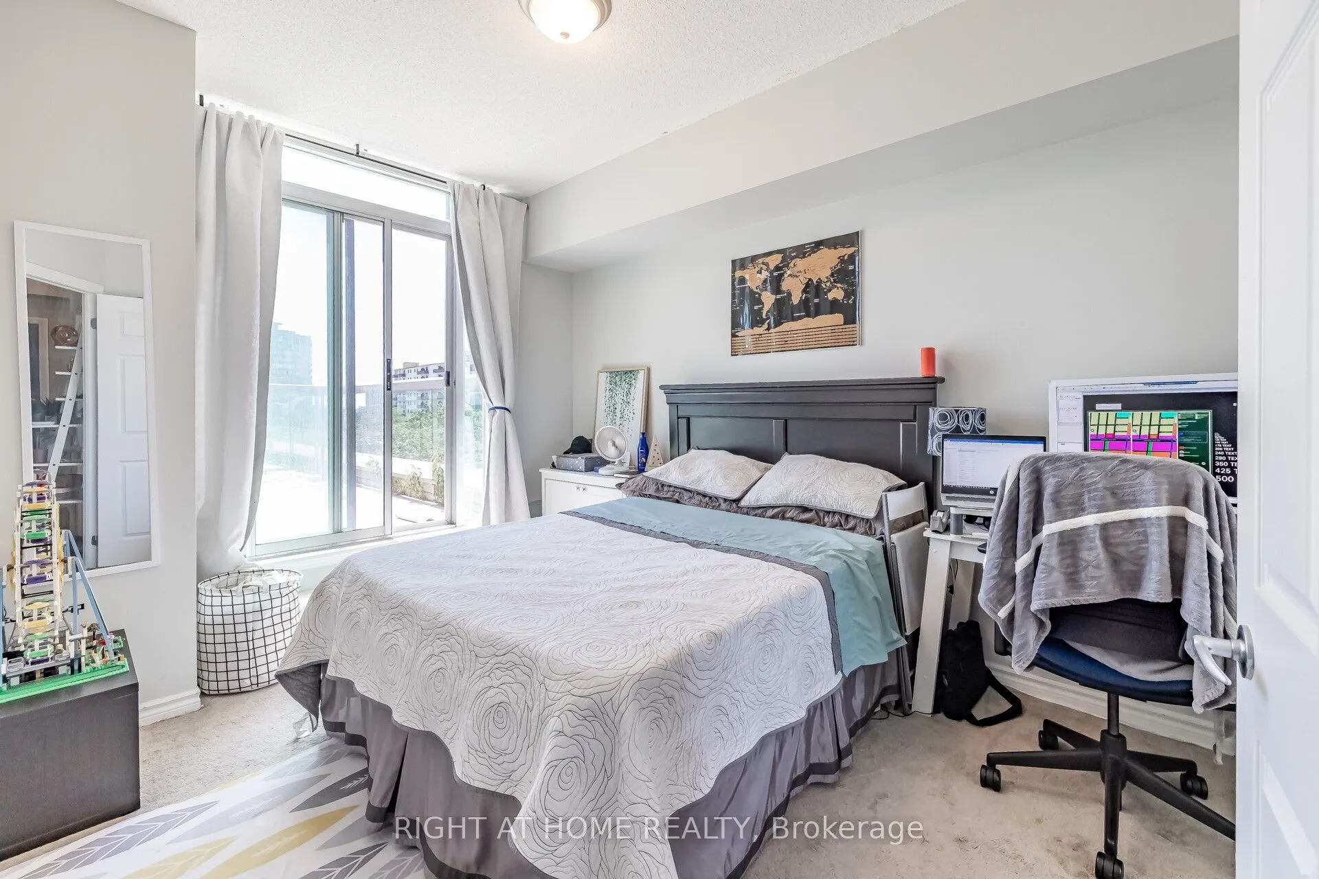 3504 Hurontario Street, #503