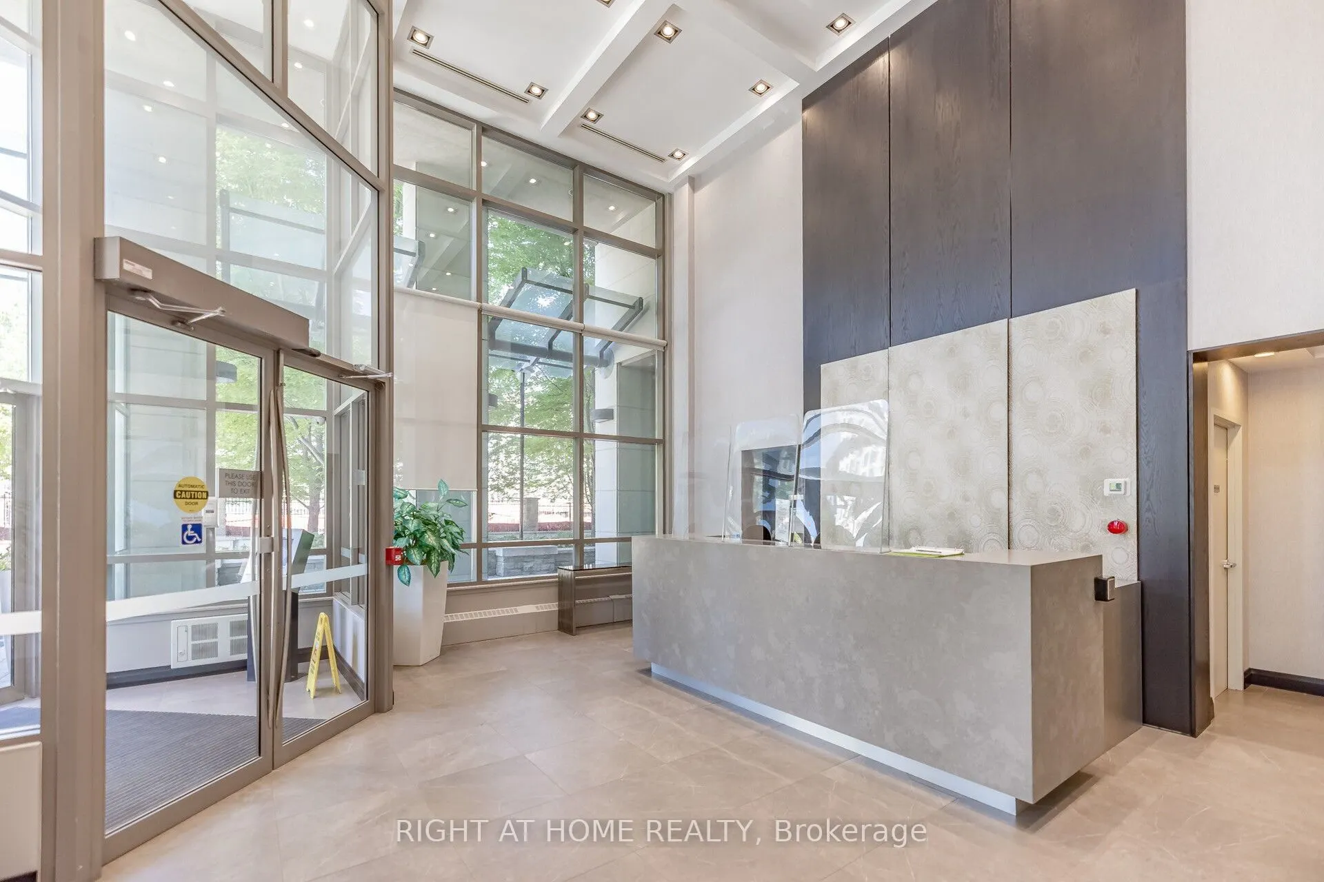 3504 Hurontario Street, #503