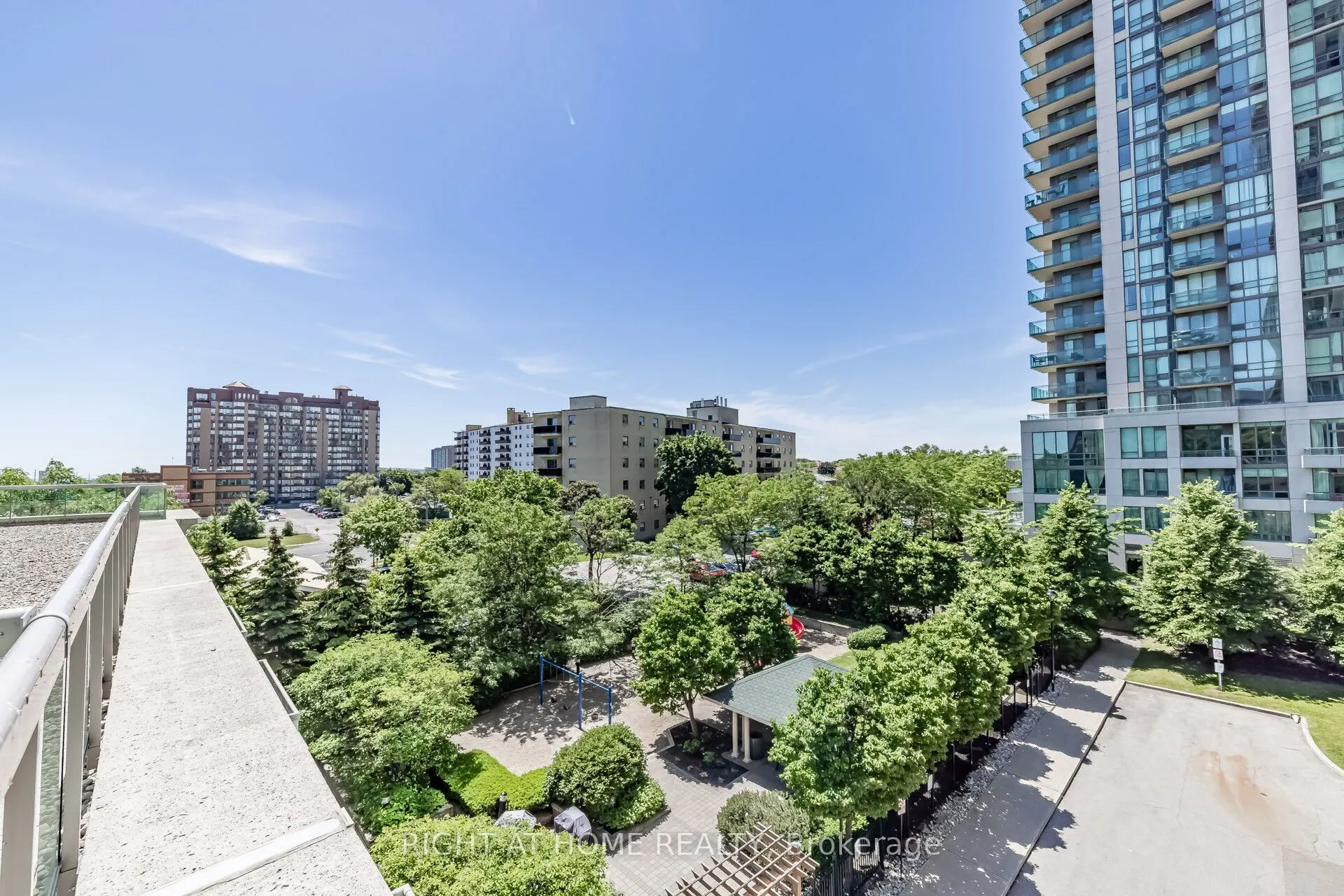 3504 Hurontario Street, #503
