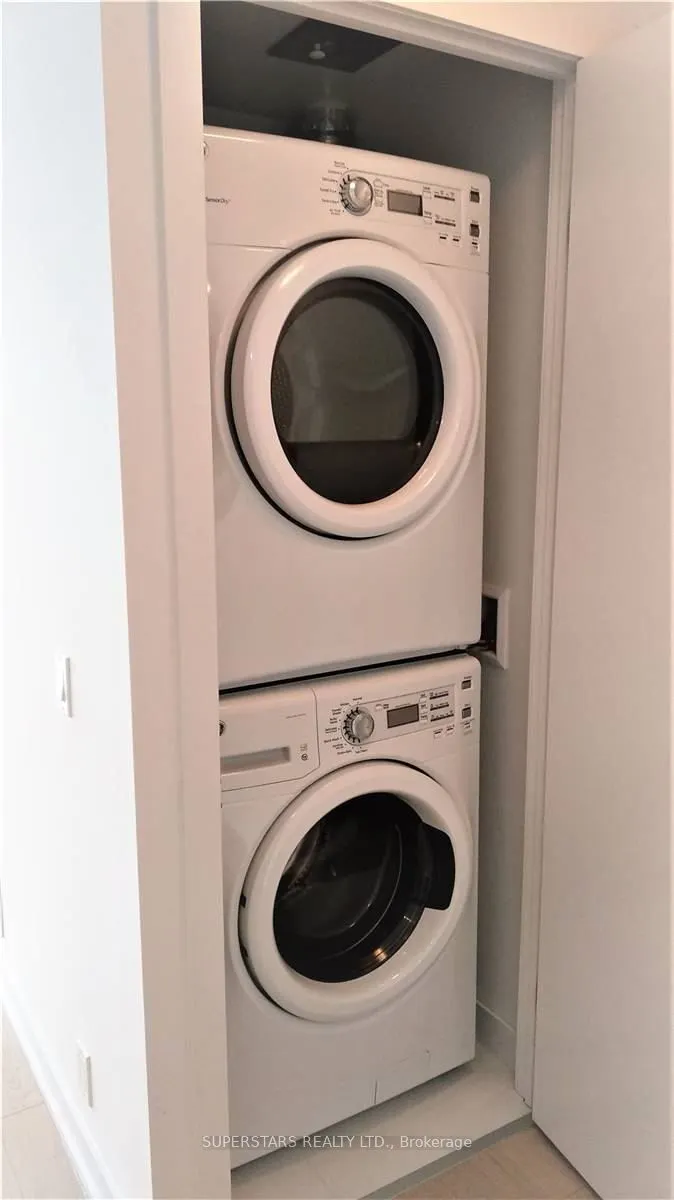 10 Park Lawn Rd Road, #903