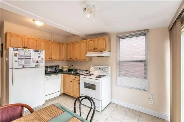 3 Holmesdale Crescent